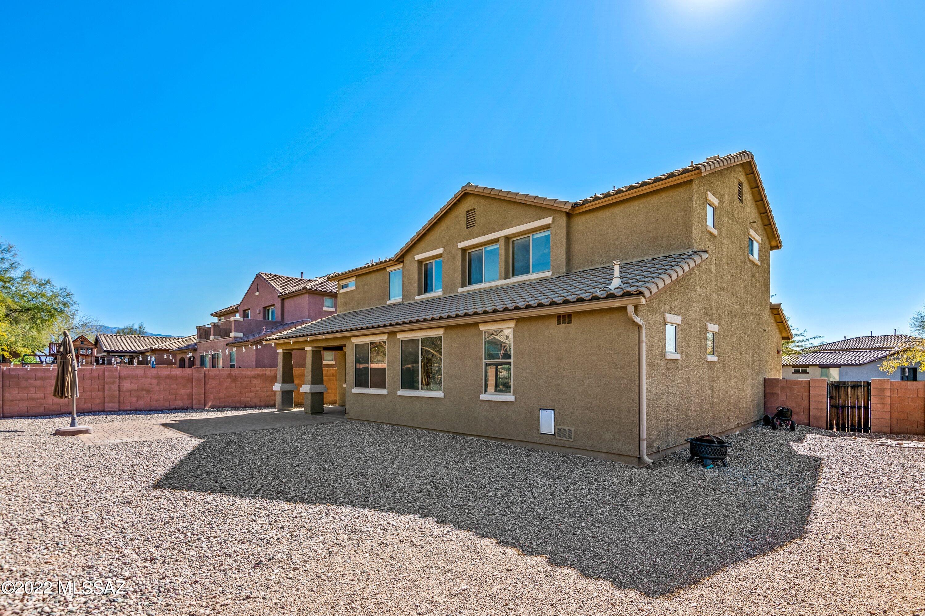 3386 W Fledgling Drive