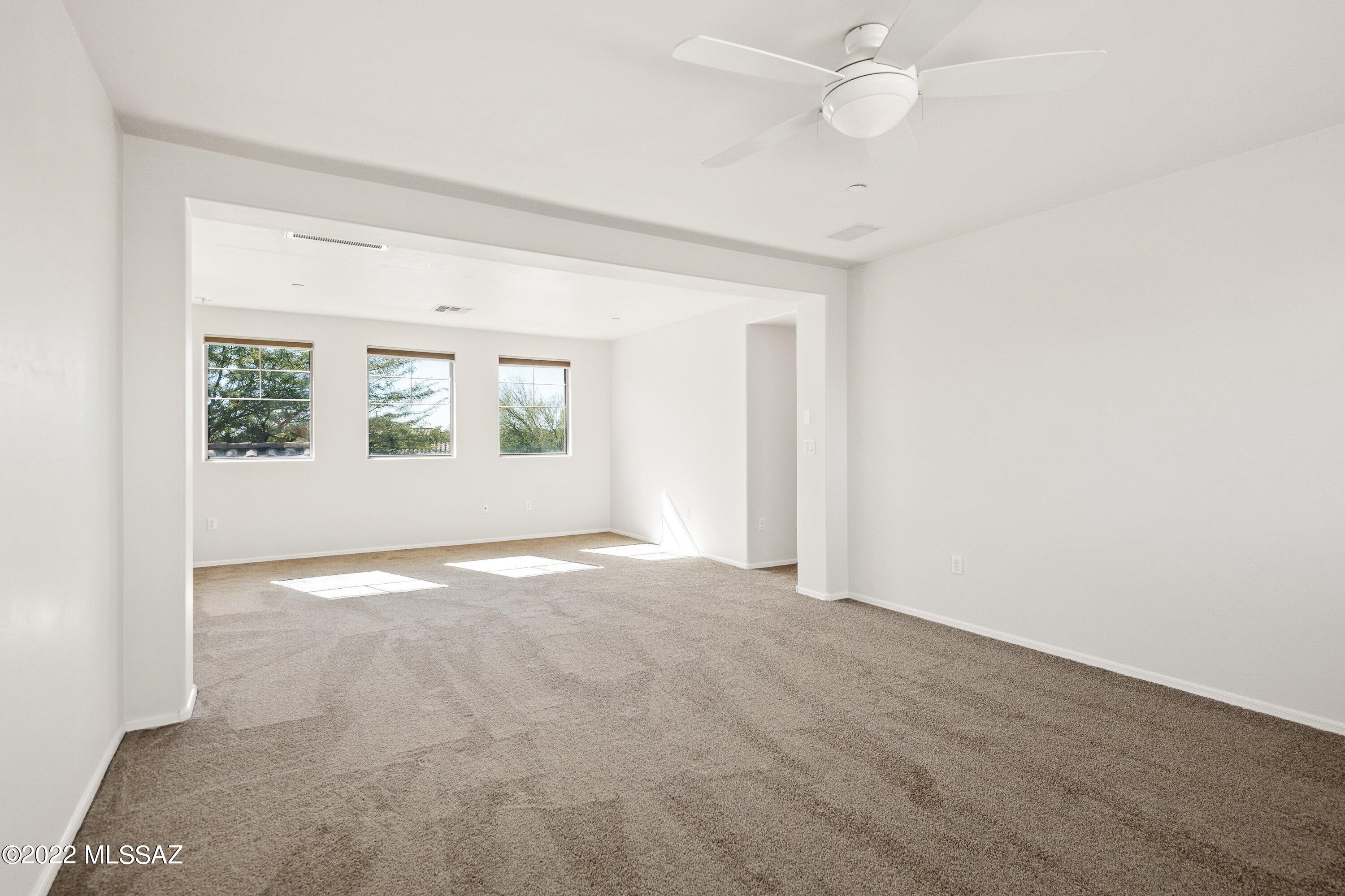 3386 W Fledgling Drive