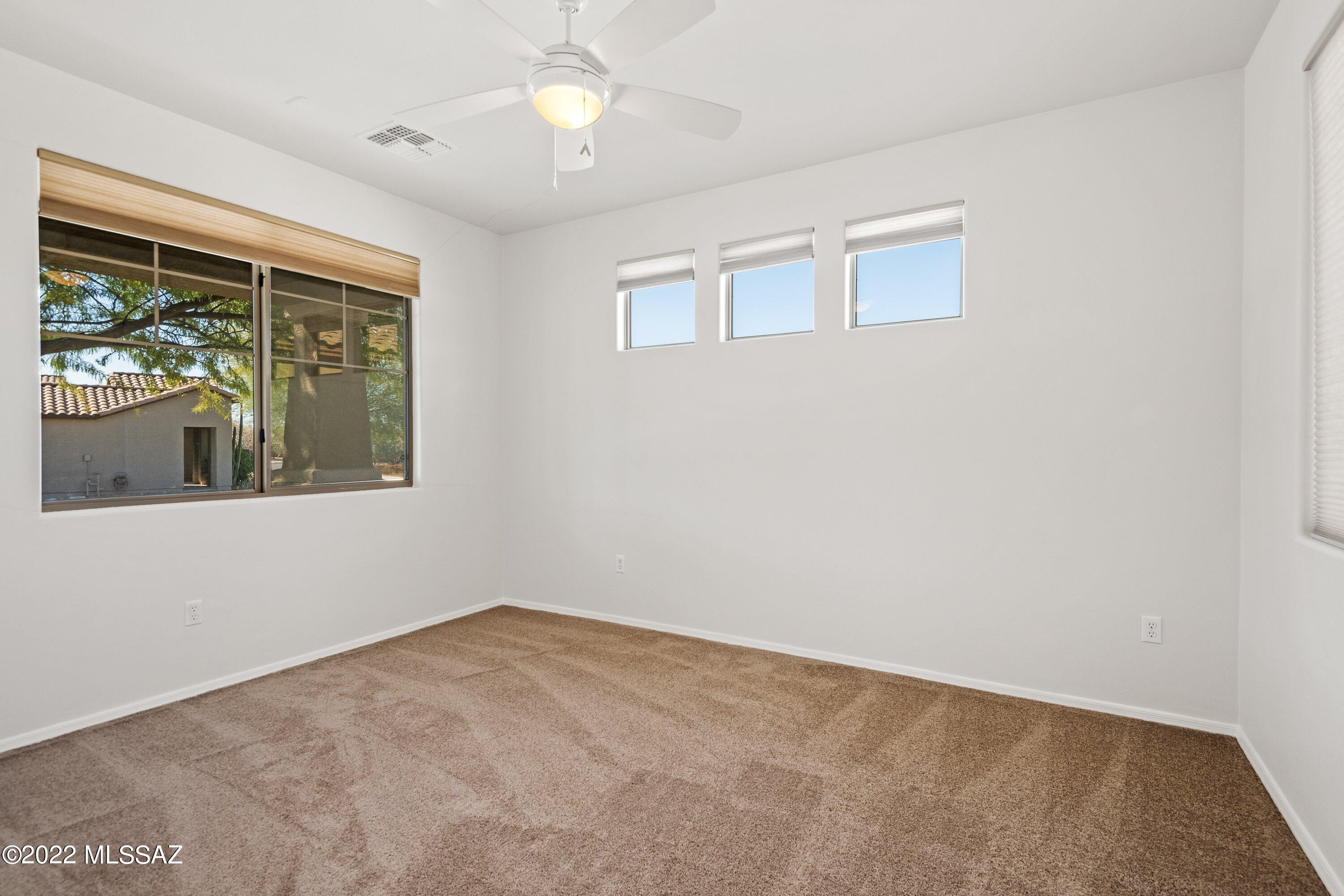 3386 W Fledgling Drive