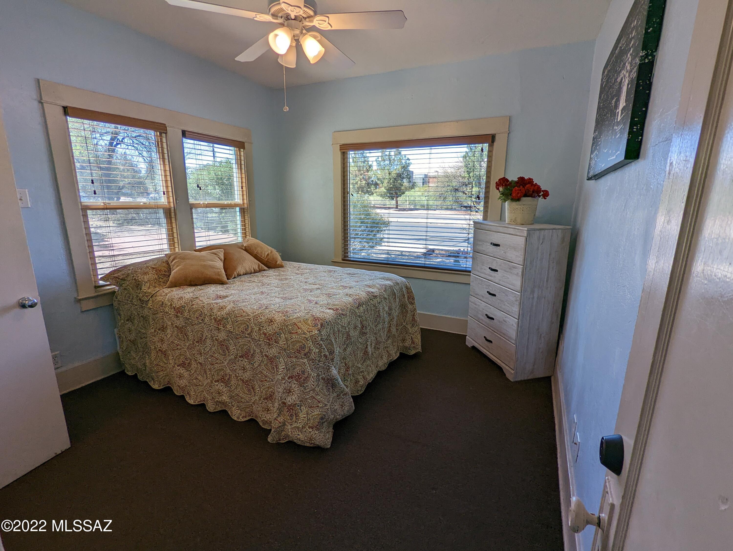 1334 N Campbell Avenue