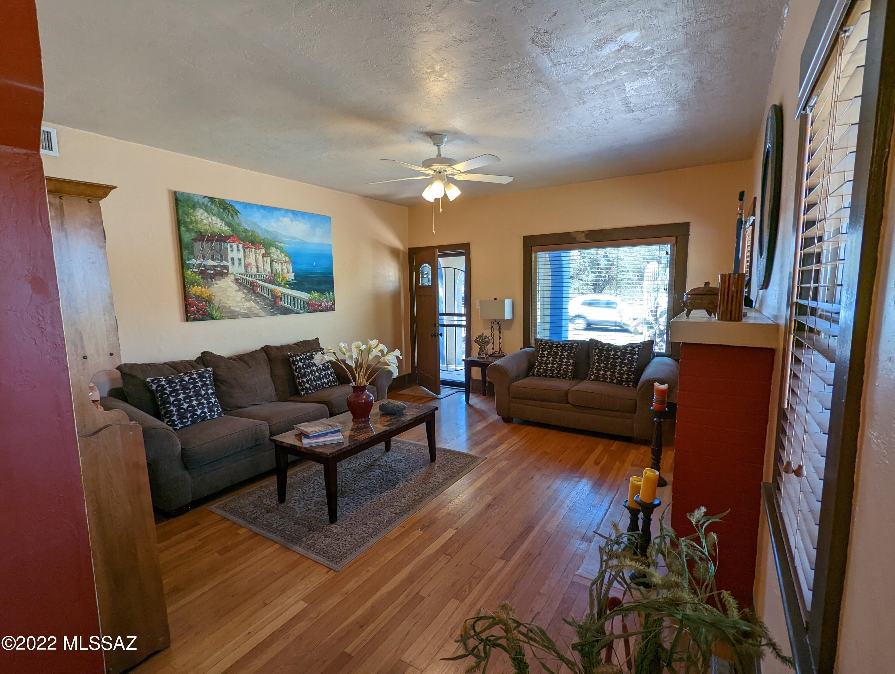 1334 N Campbell Avenue