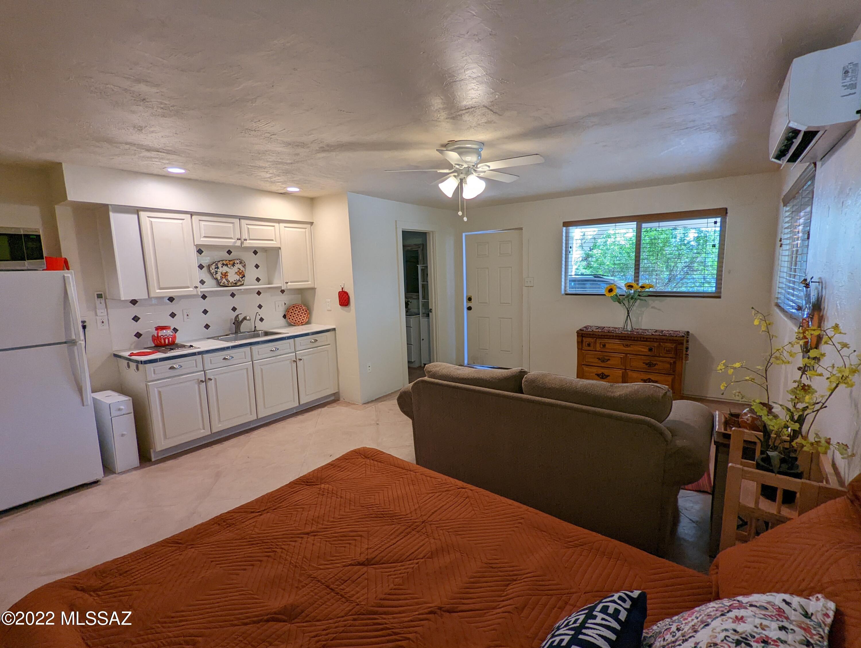 1334 N Campbell Avenue