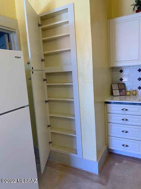 1334 N Campbell Avenue