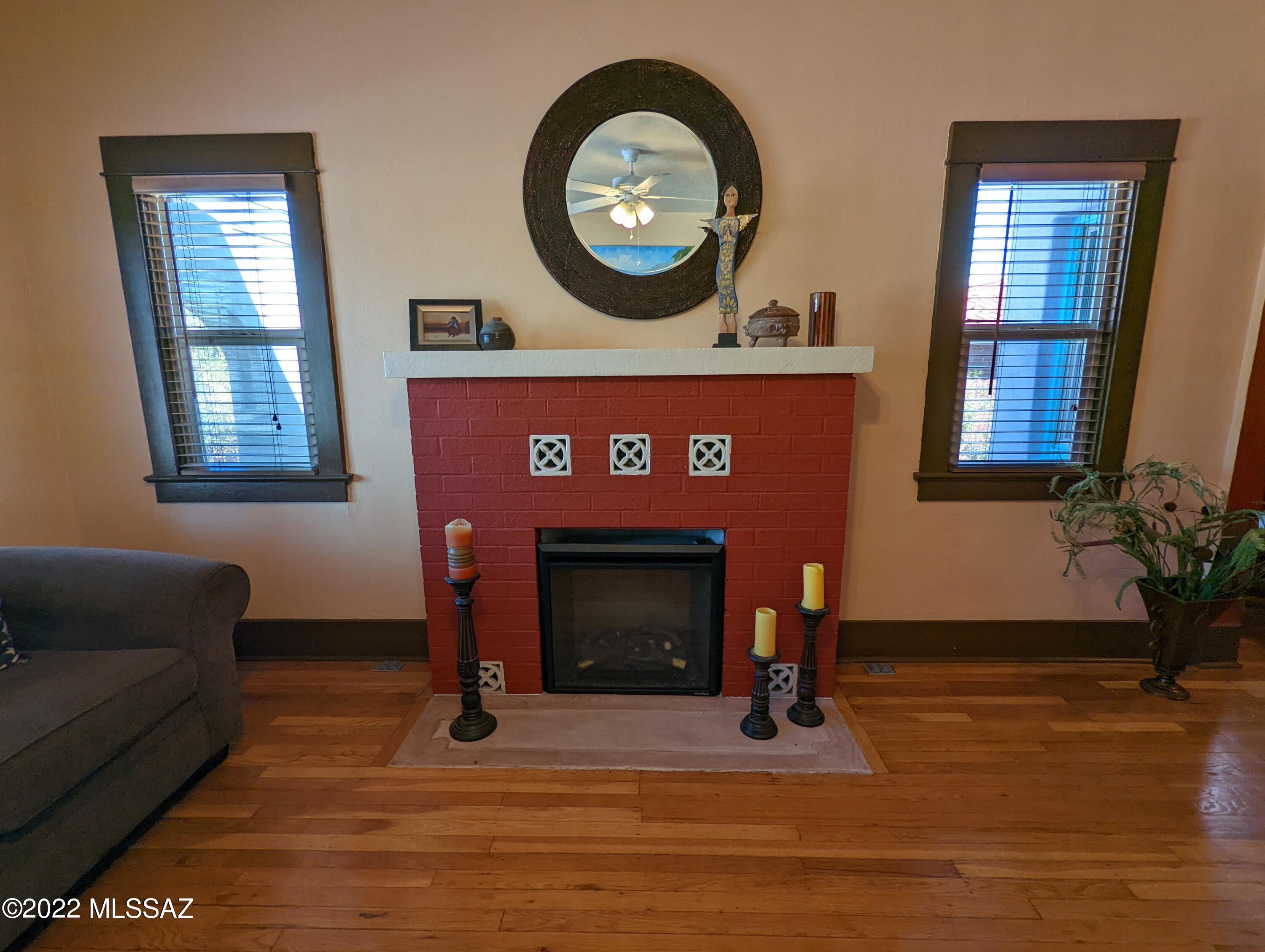 1334 N Campbell Avenue