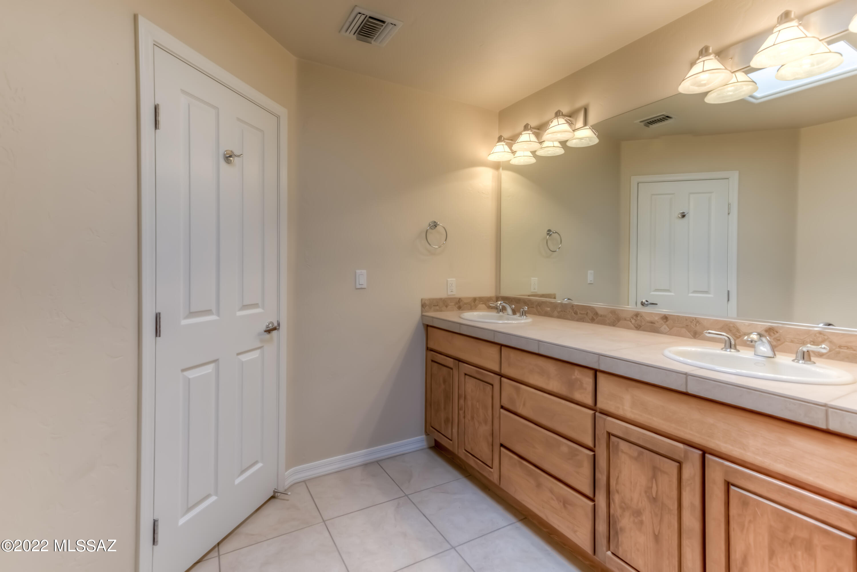 12345 N Reflection Ridge Drive