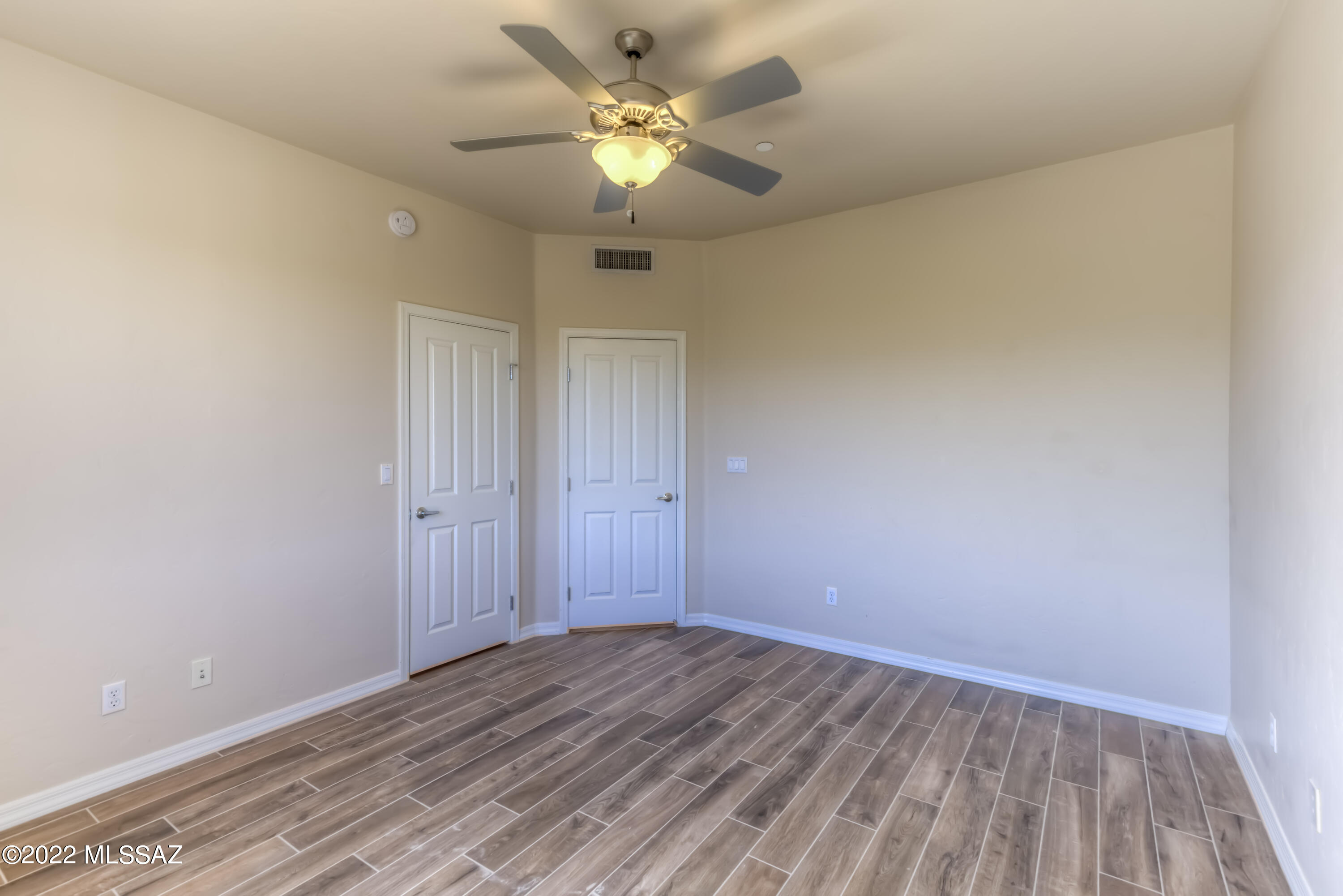 12345 N Reflection Ridge Drive