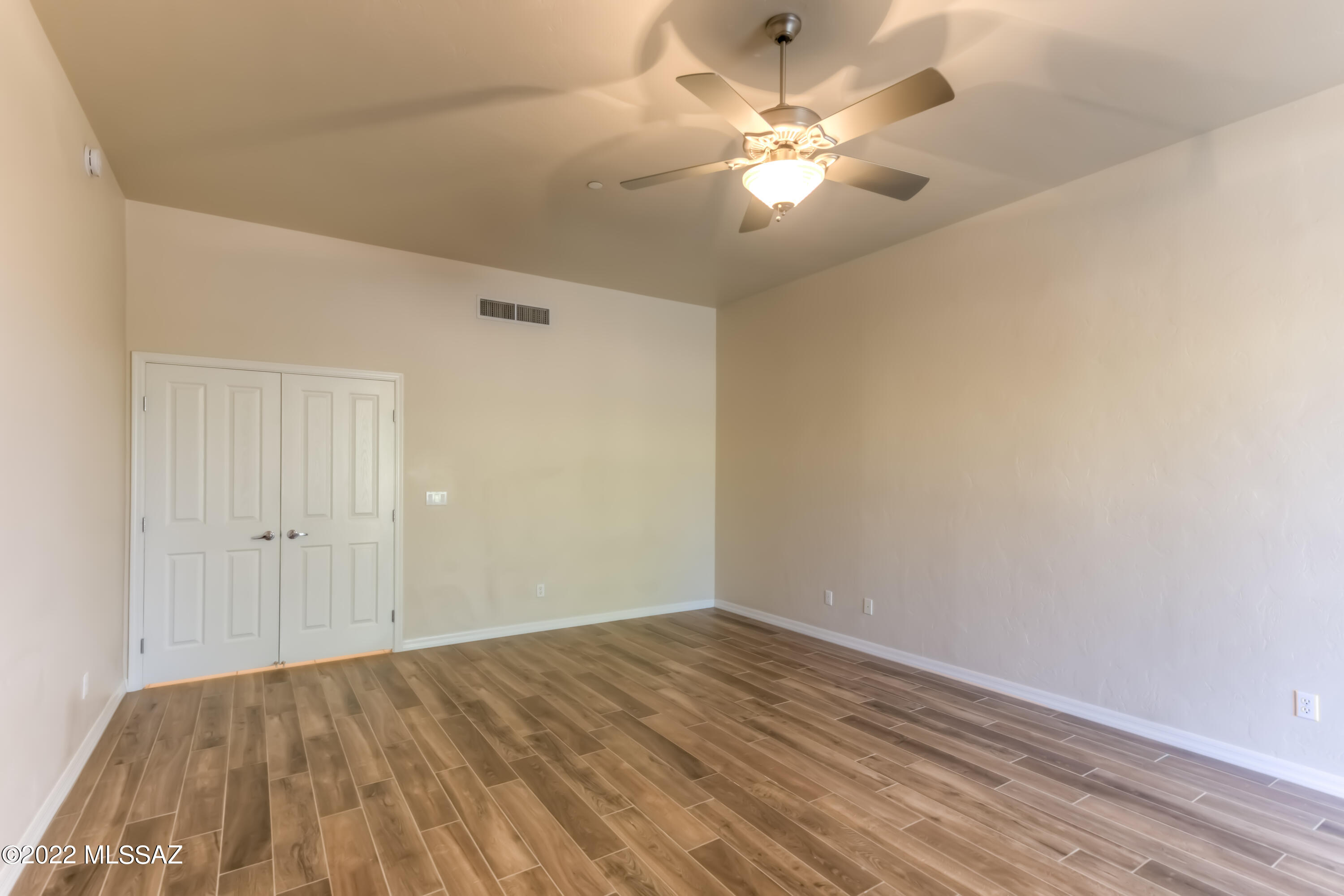 12345 N Reflection Ridge Drive