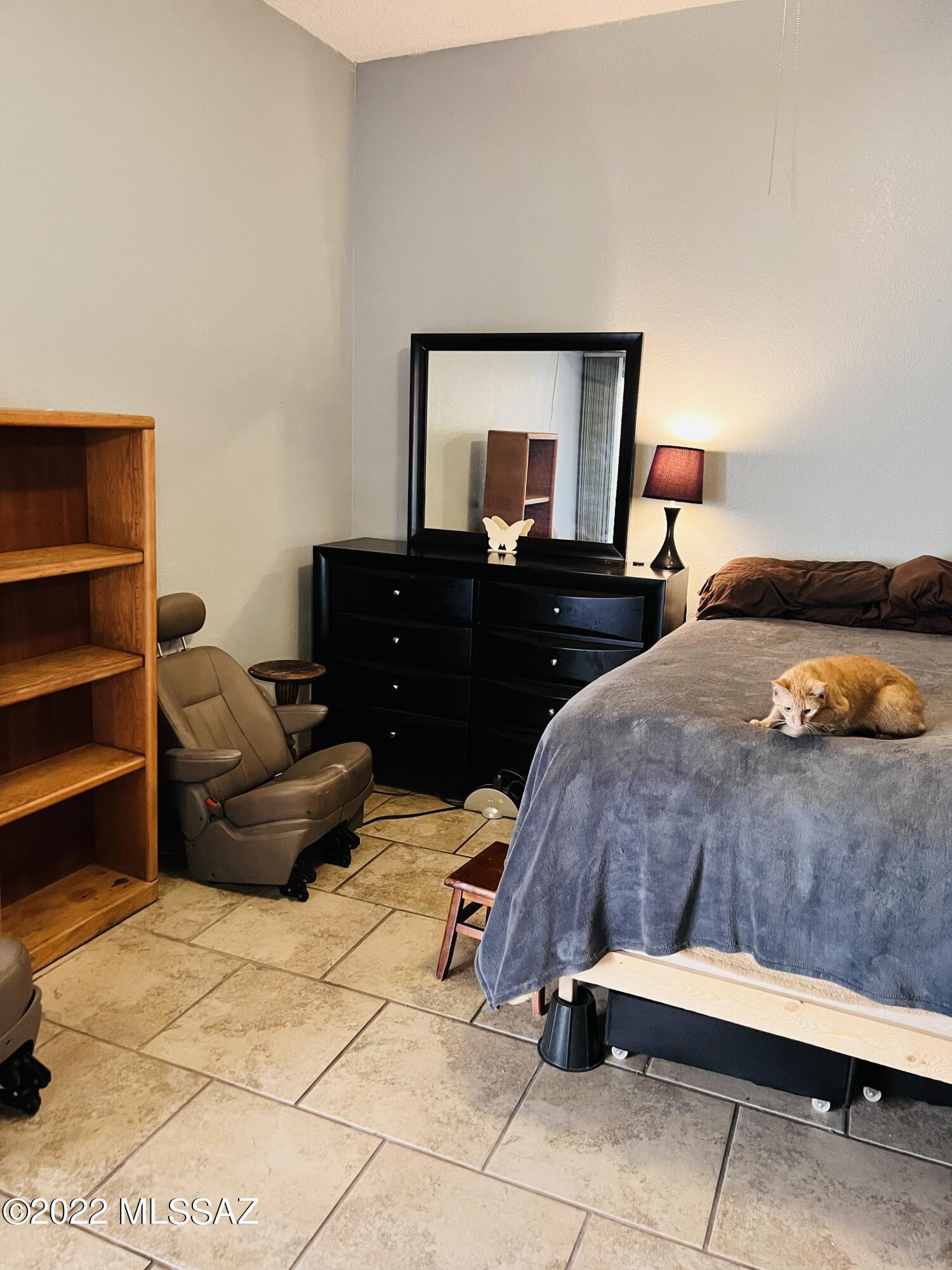 4309 W Pyracantha Drive