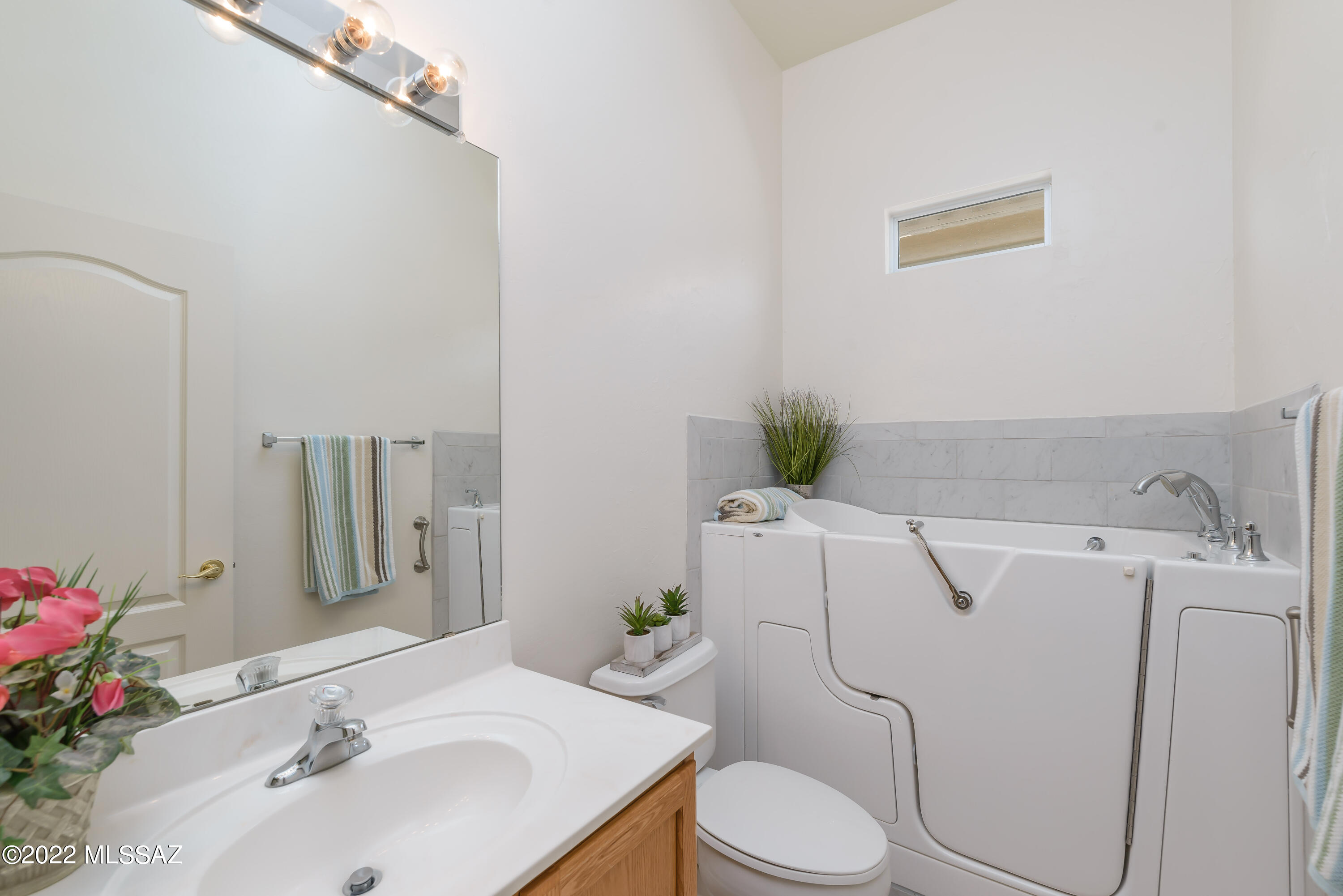 5130 W Desert Eagle Circle