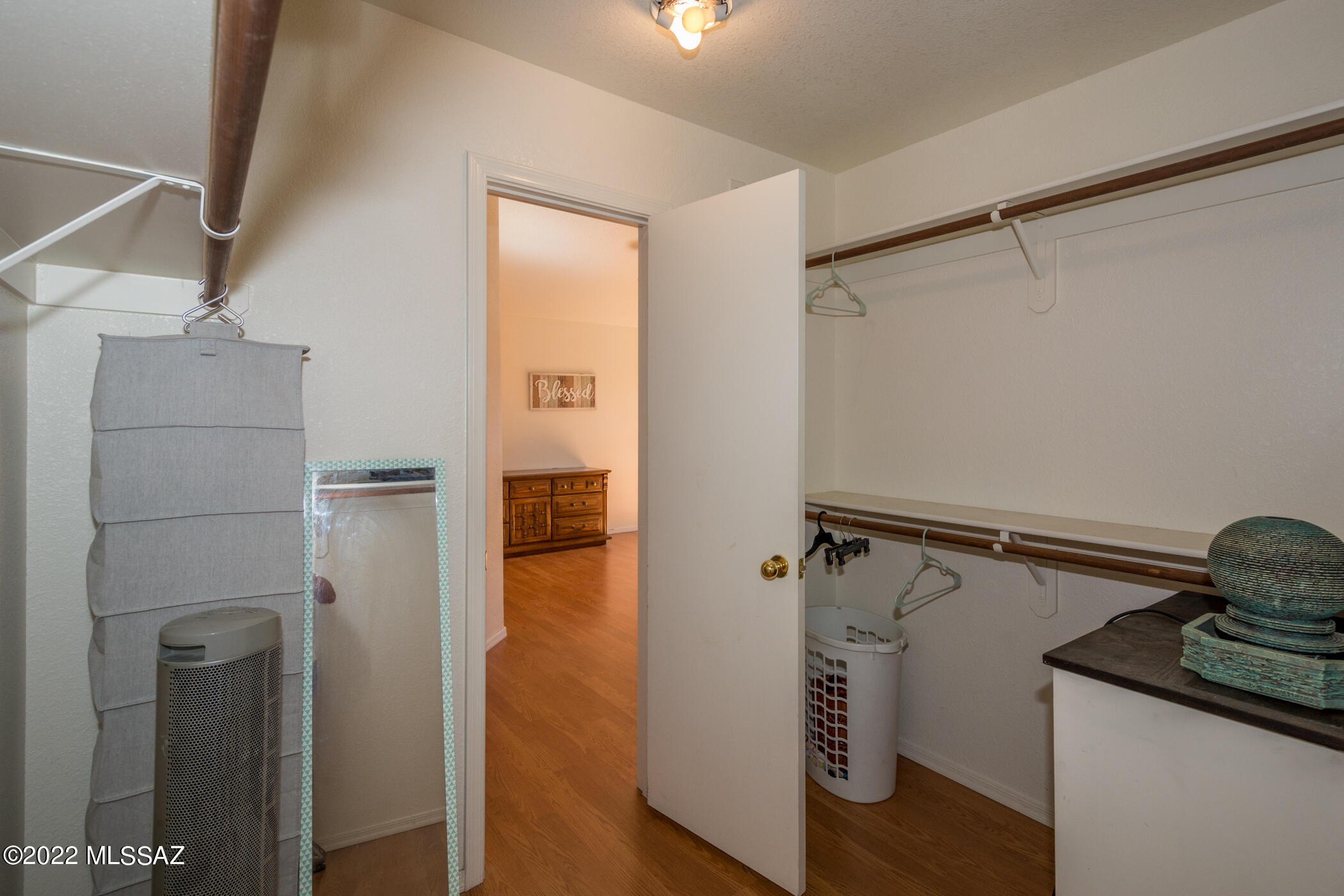 5523 W Guild Springs Street