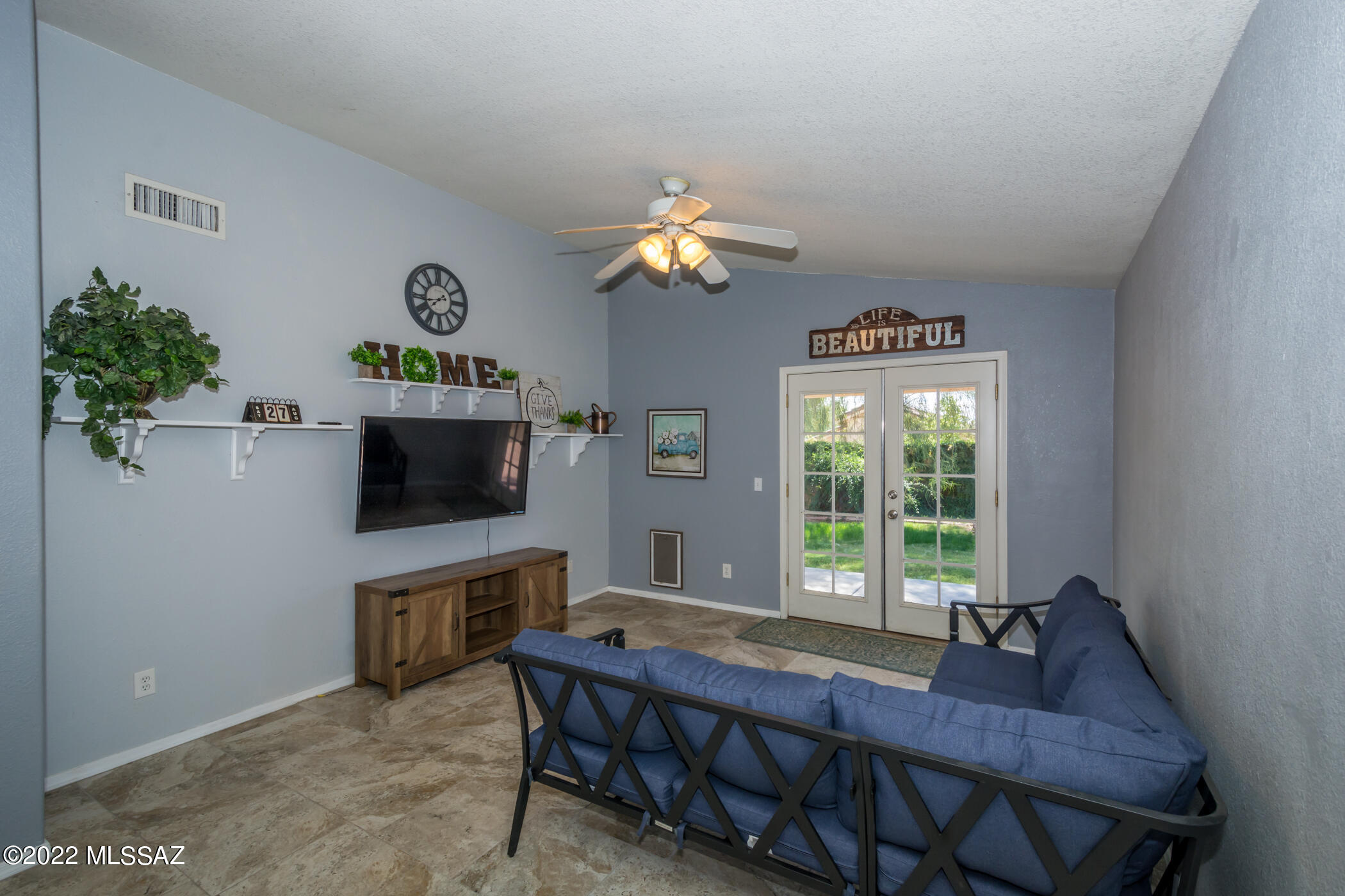 5523 W Guild Springs Street