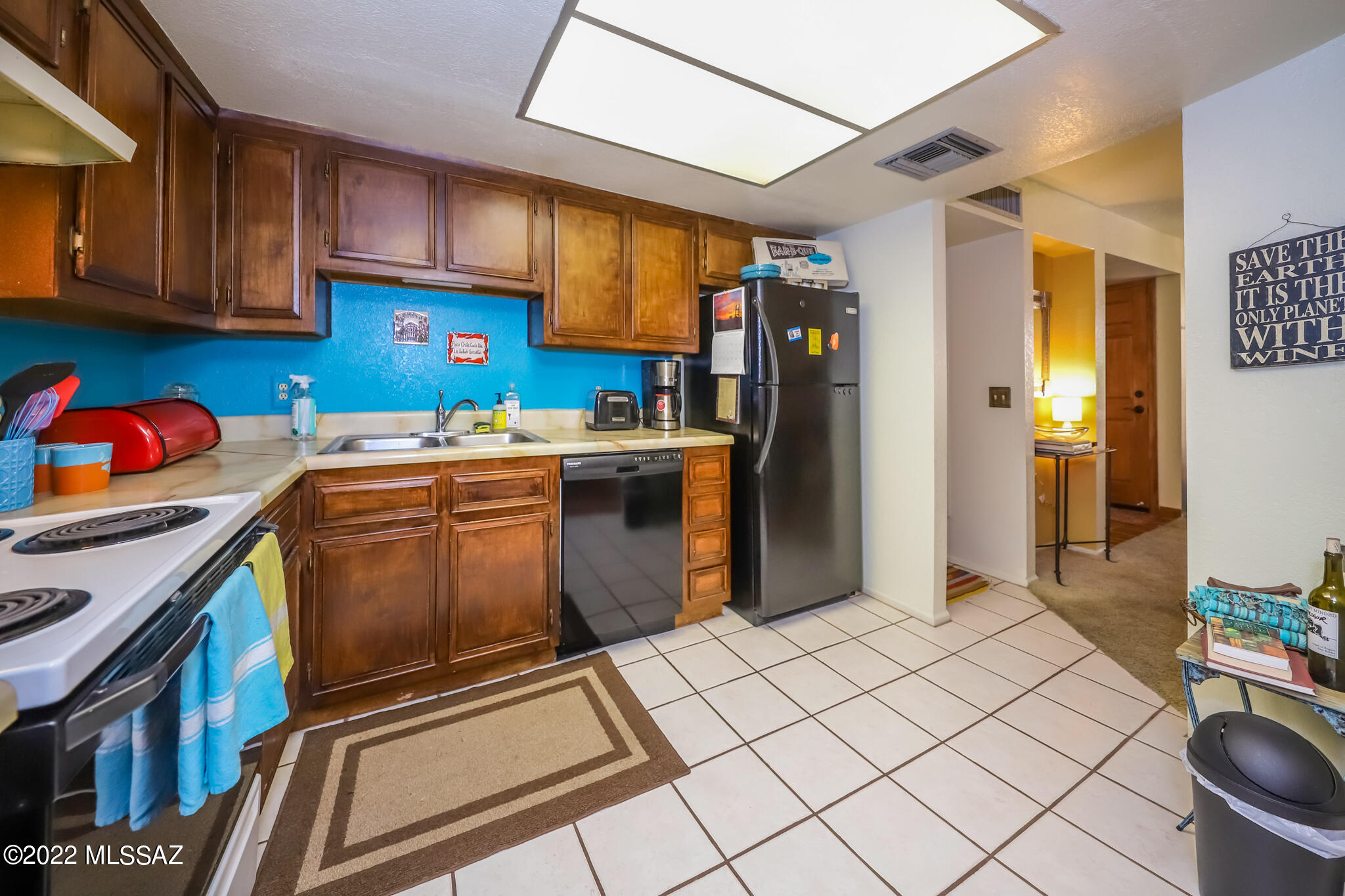 8271 N Oracle Road Unit: 145