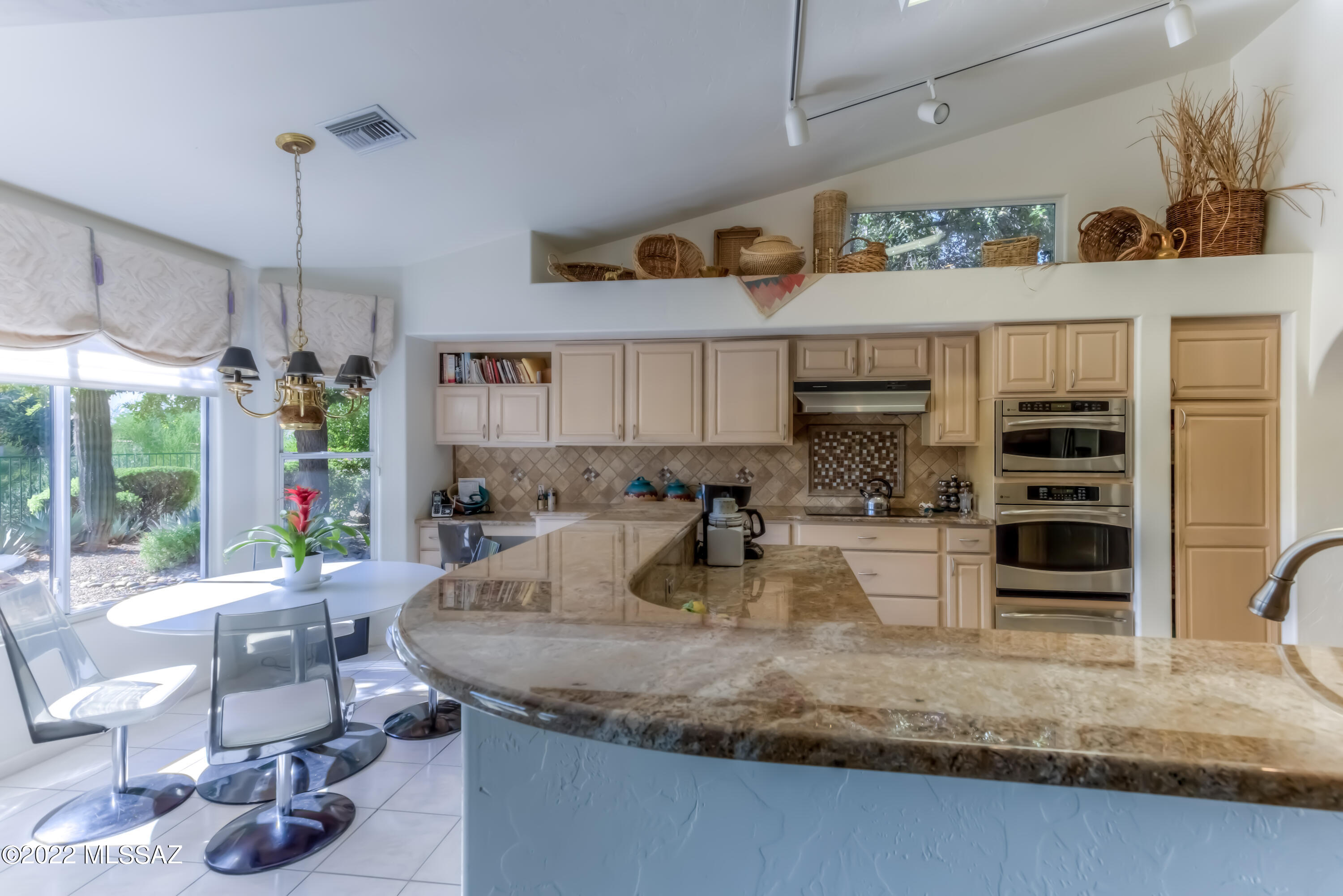 11078 N Mountain Breeze Drive