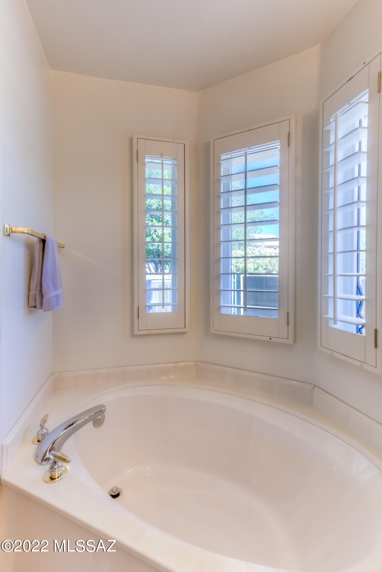 11078 N Mountain Breeze Drive