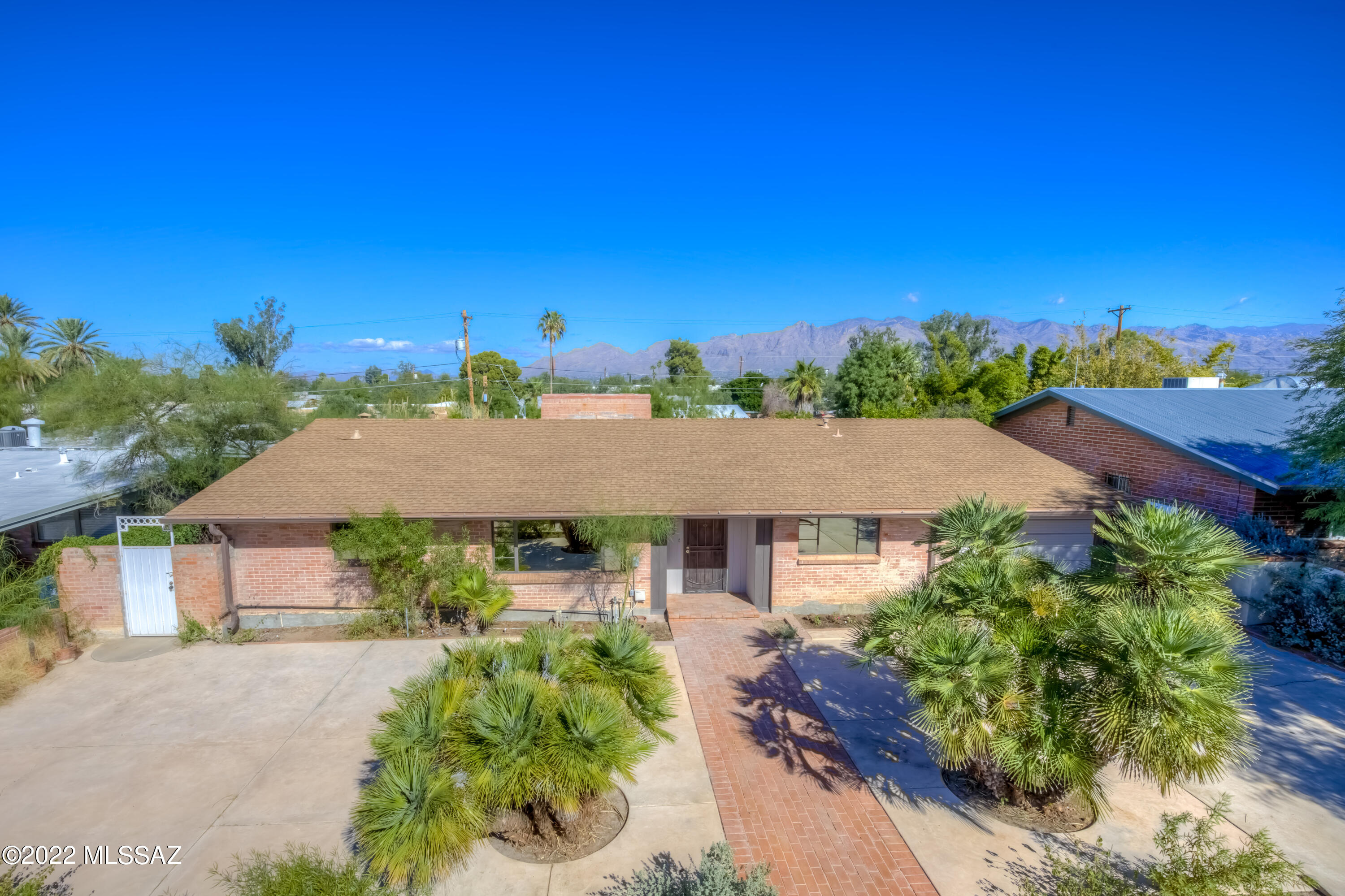 2345 E Edison Street