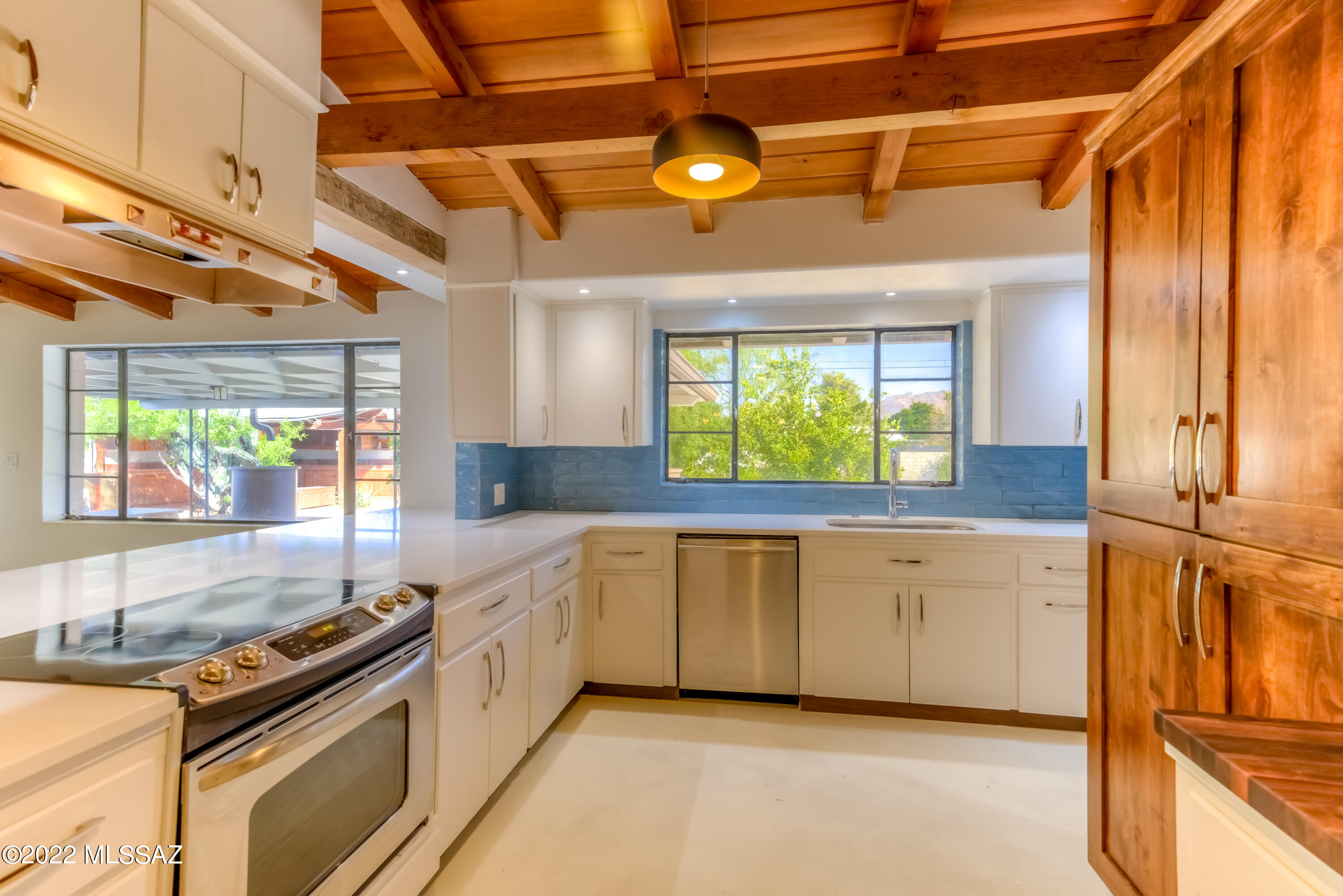 2345 E Edison Street