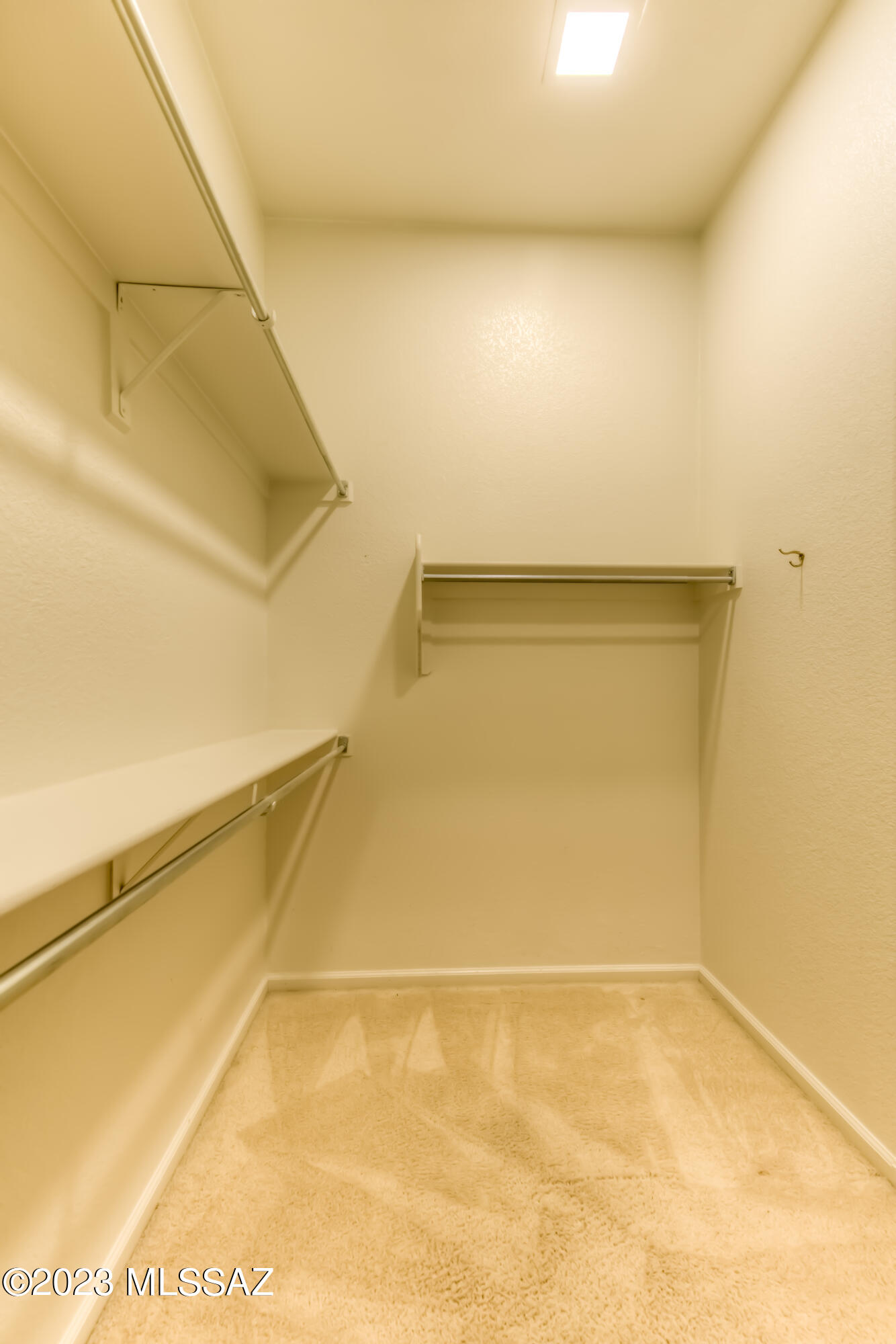 38129 S Skyline Drive