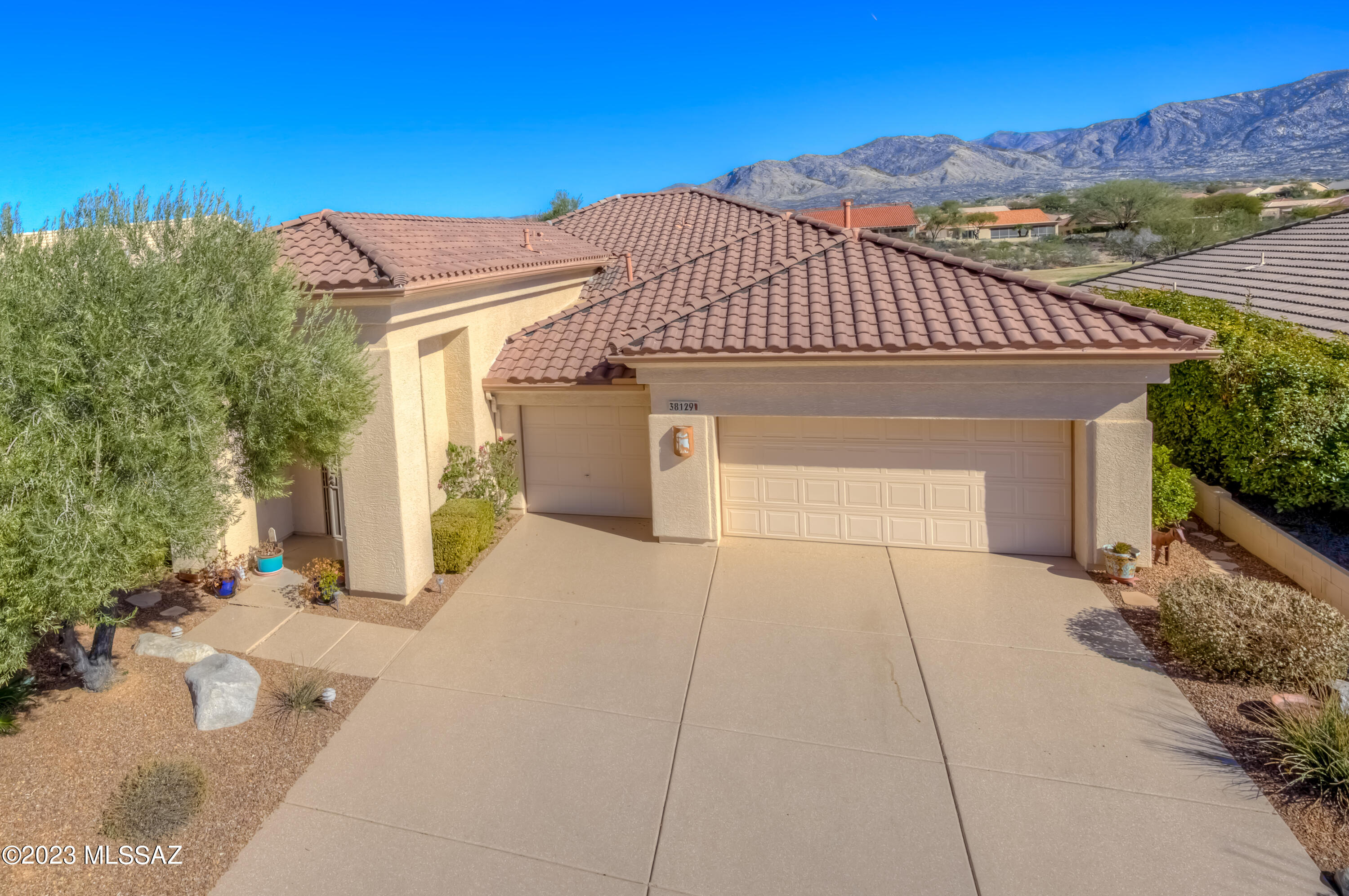 38129 S Skyline Drive