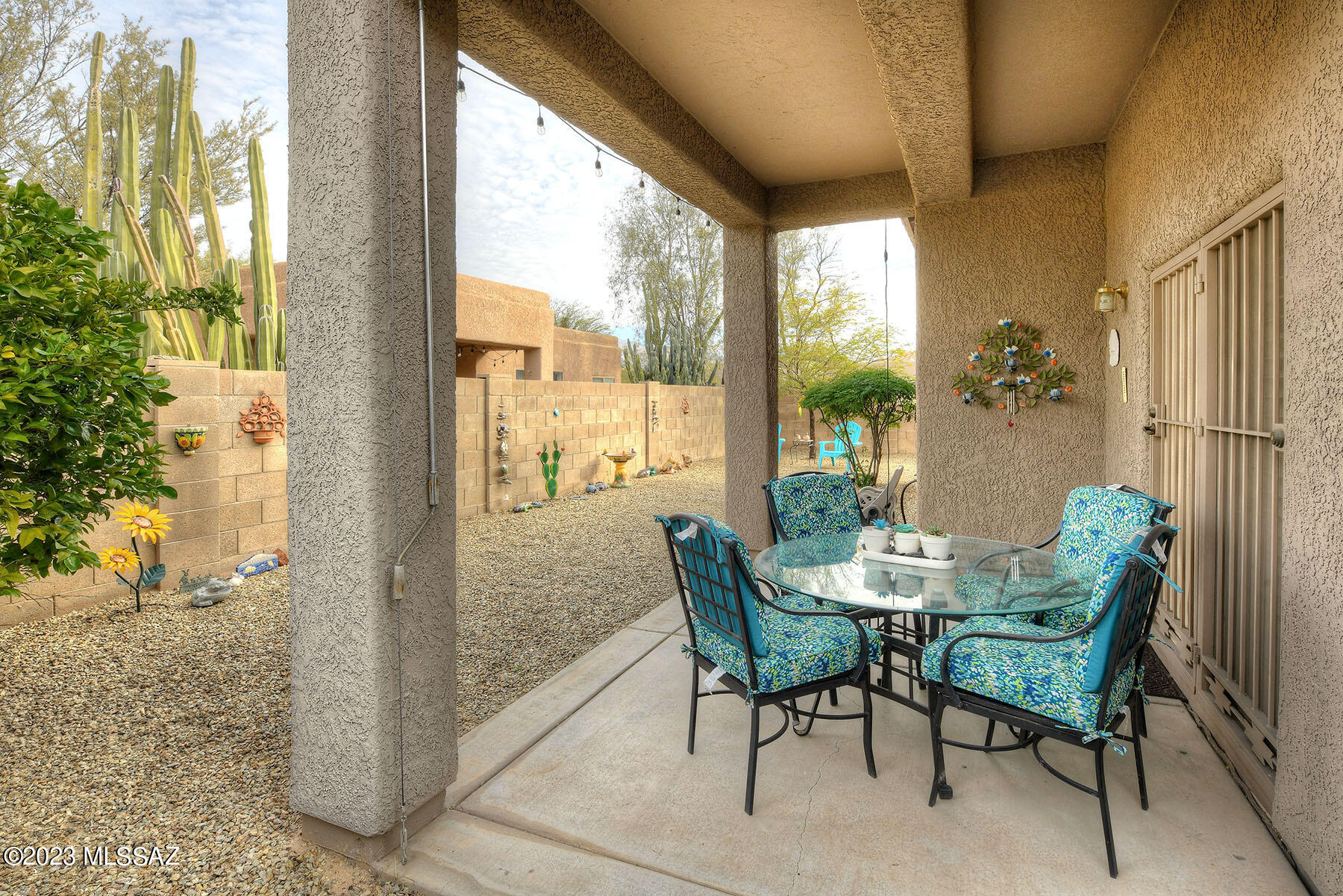 1860 W RIVER OTTER Drive