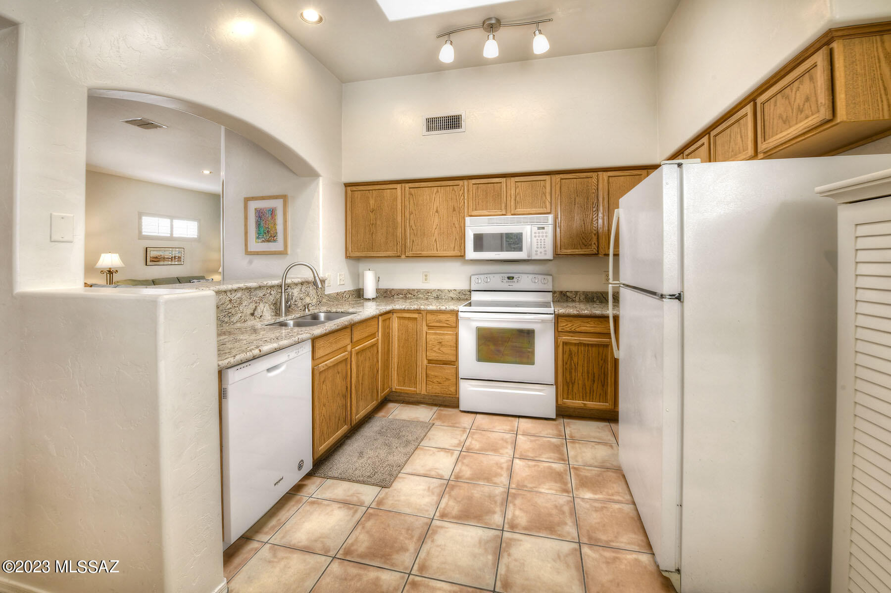 1860 W RIVER OTTER Drive