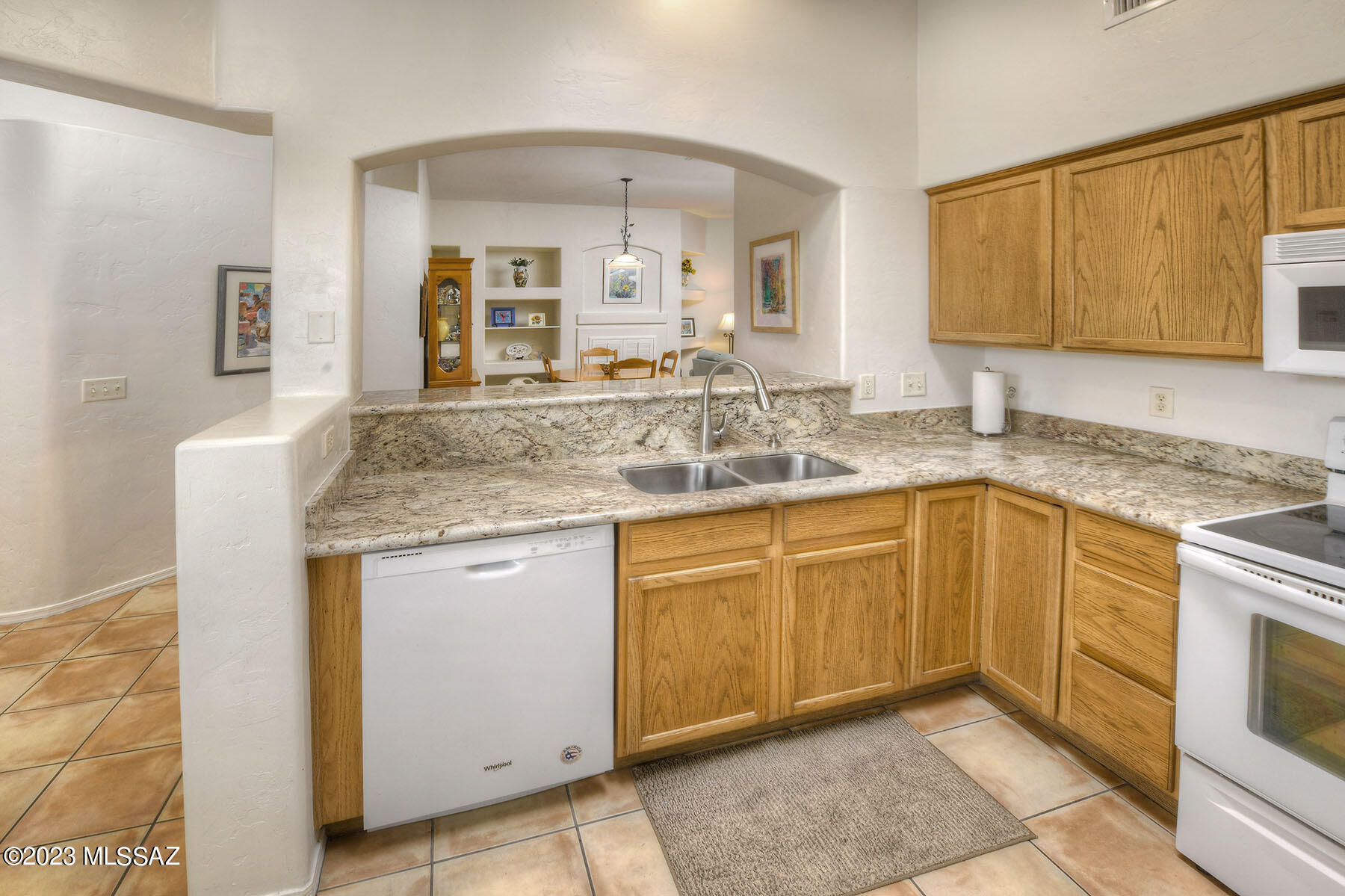 1860 W RIVER OTTER Drive