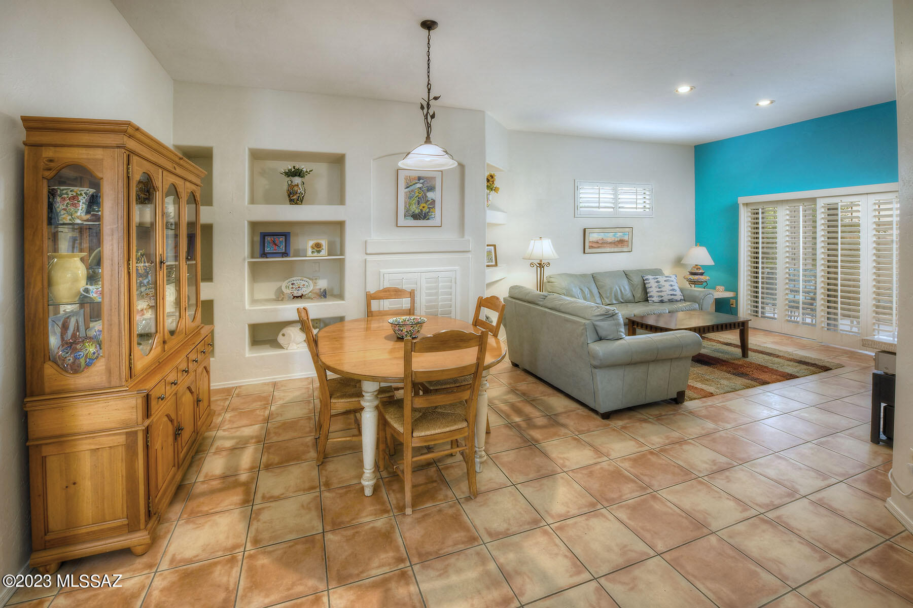 1860 W RIVER OTTER Drive