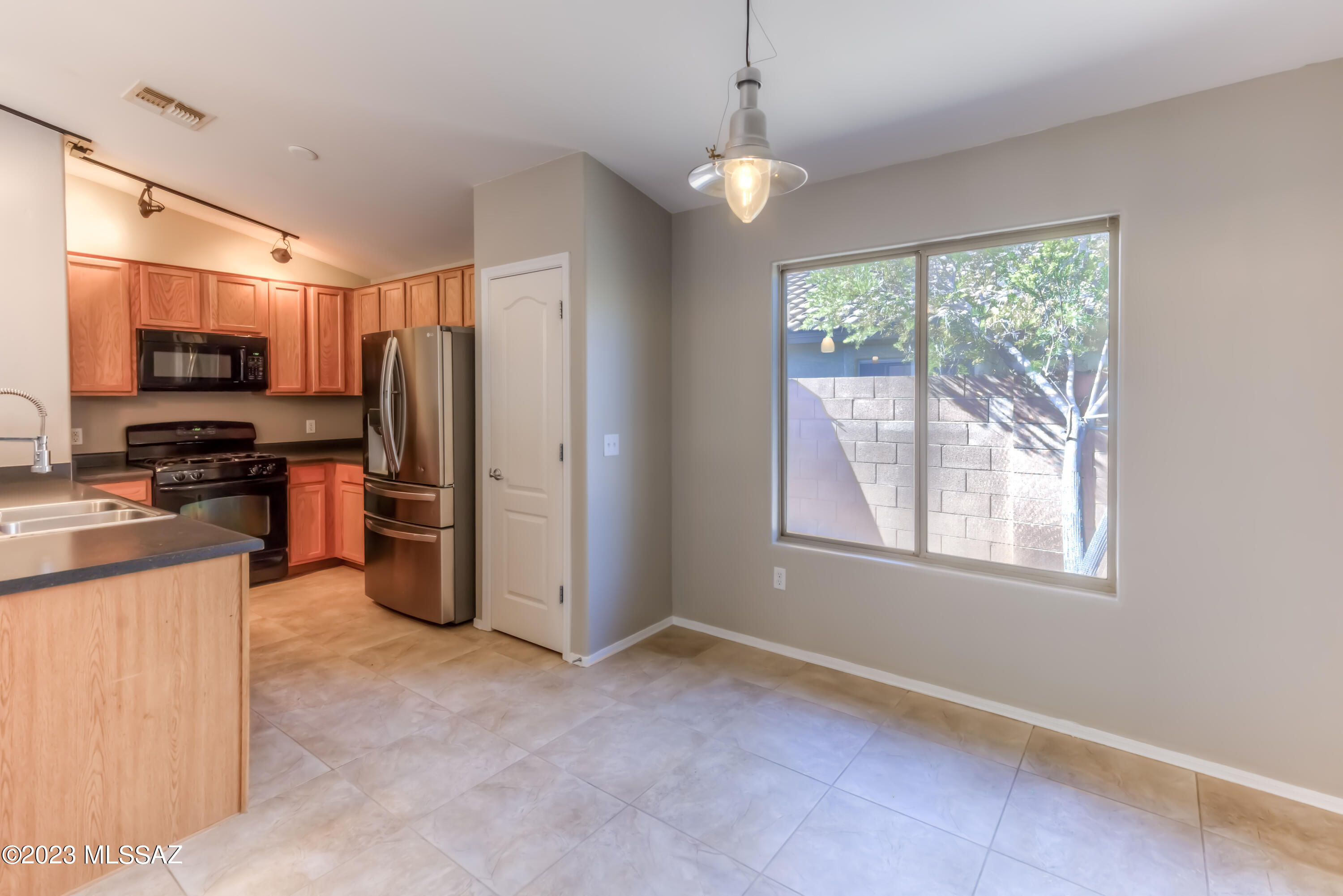 11482 W Slate Rock Street