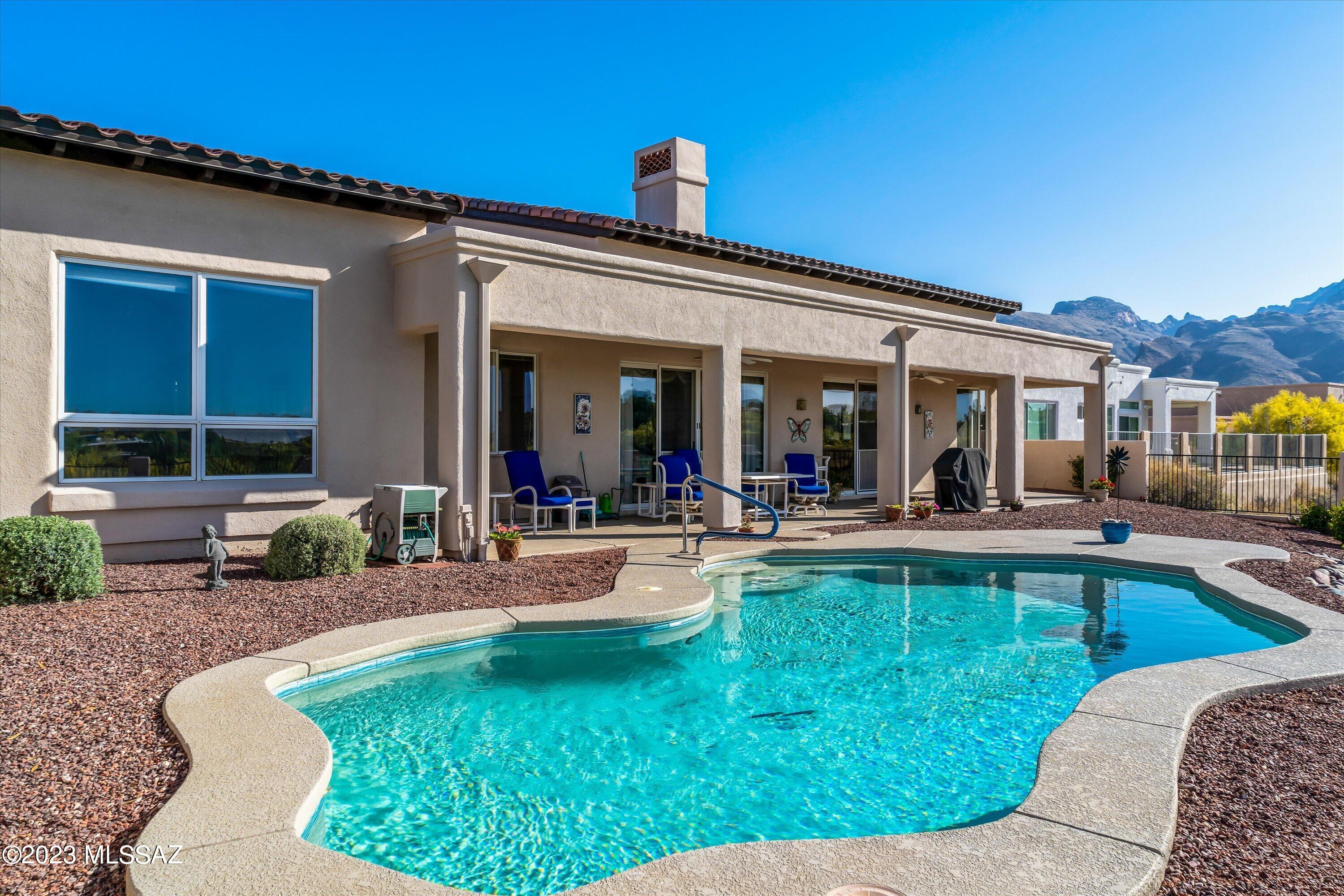 6738 N Shadow Run Drive