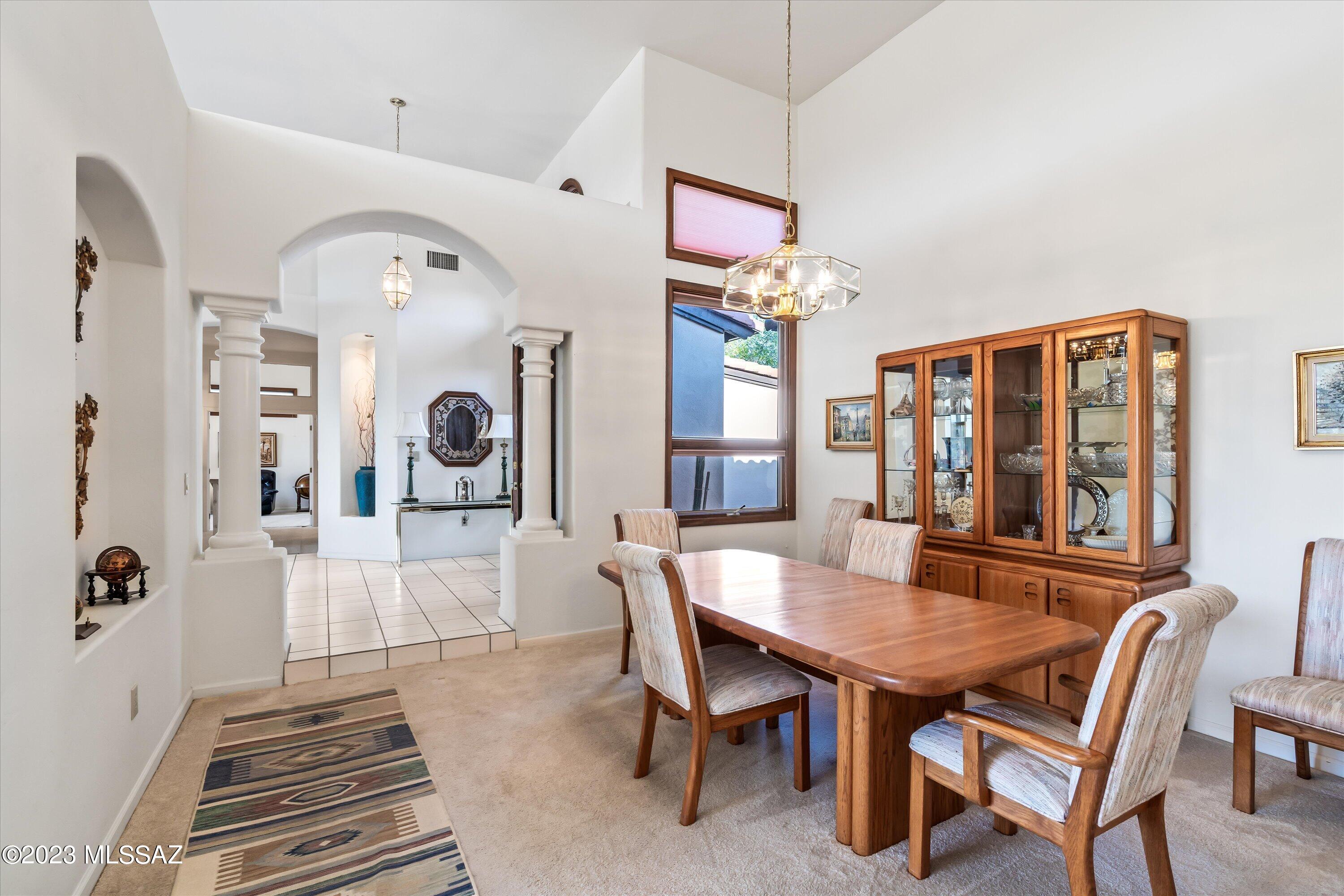 6738 N Shadow Run Drive