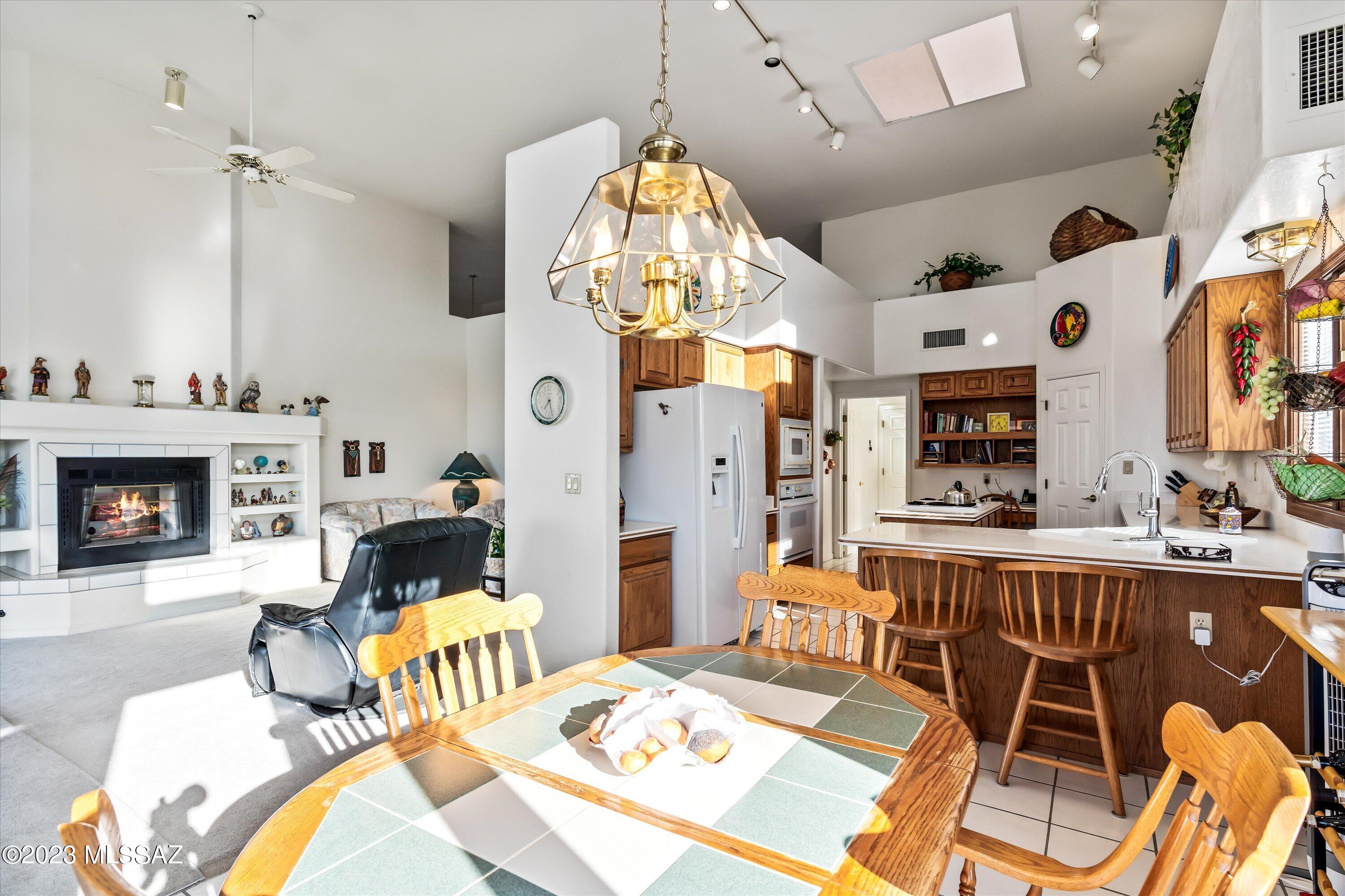 6738 N Shadow Run Drive