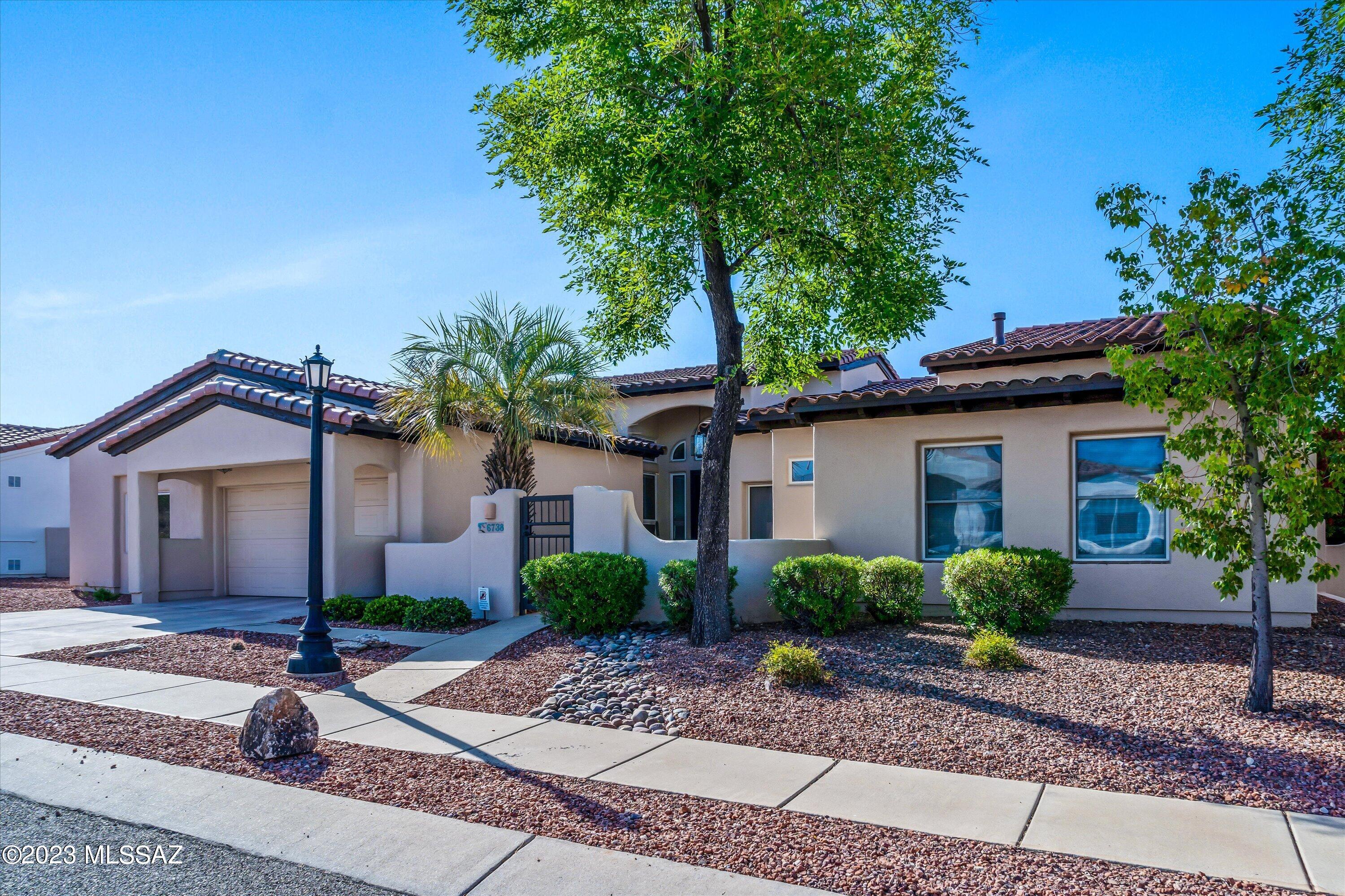 6738 N Shadow Run Drive