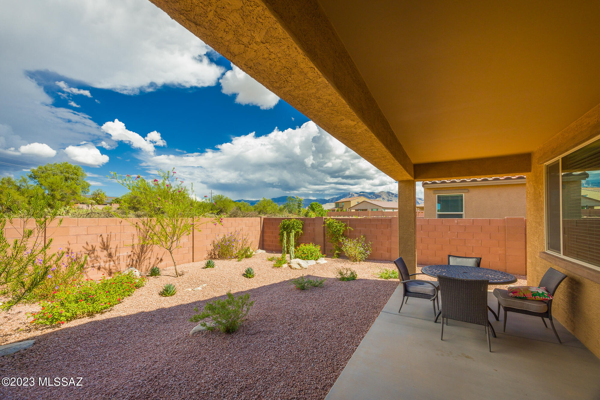 2850 W Shannon Ridge Road