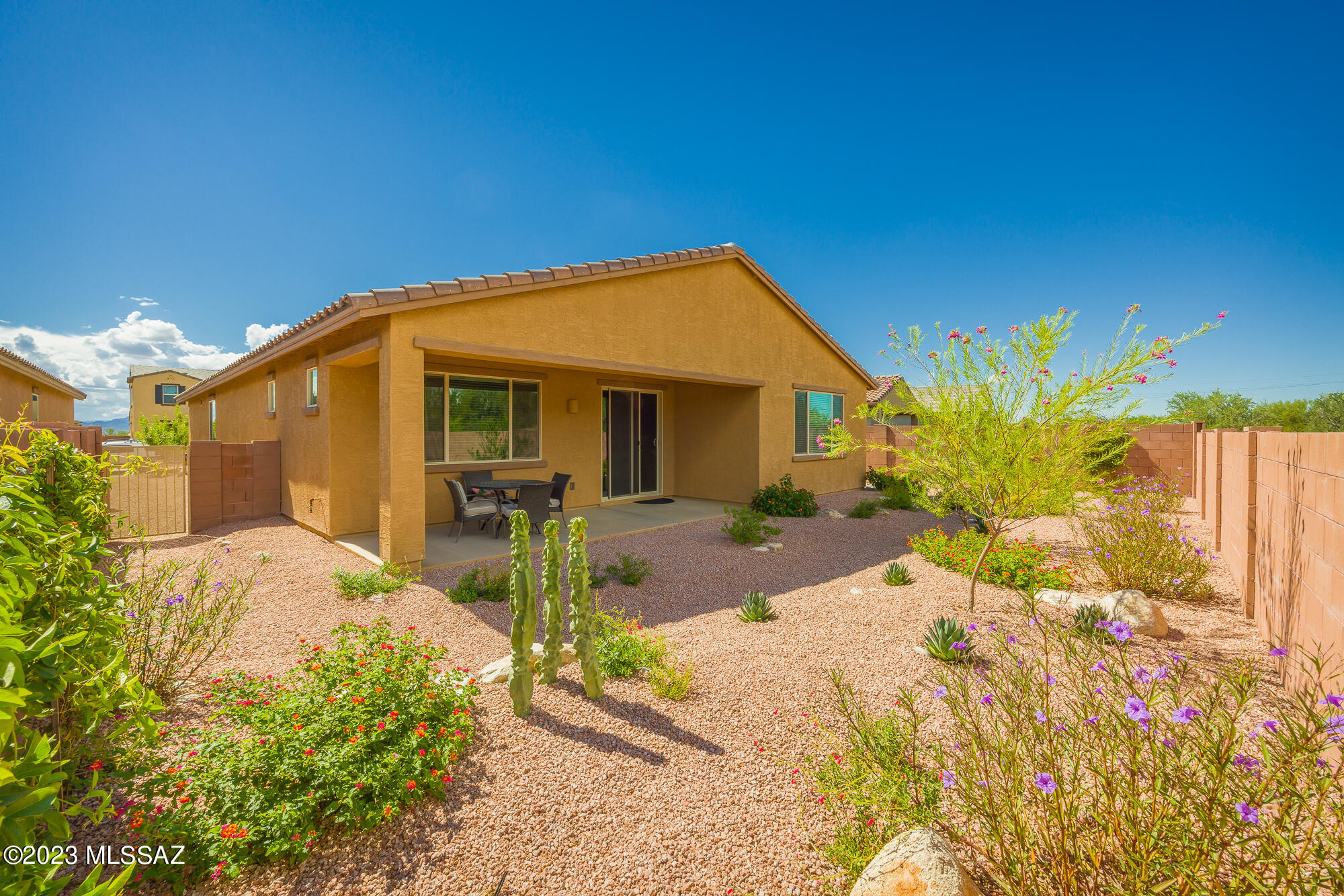 2850 W Shannon Ridge Road