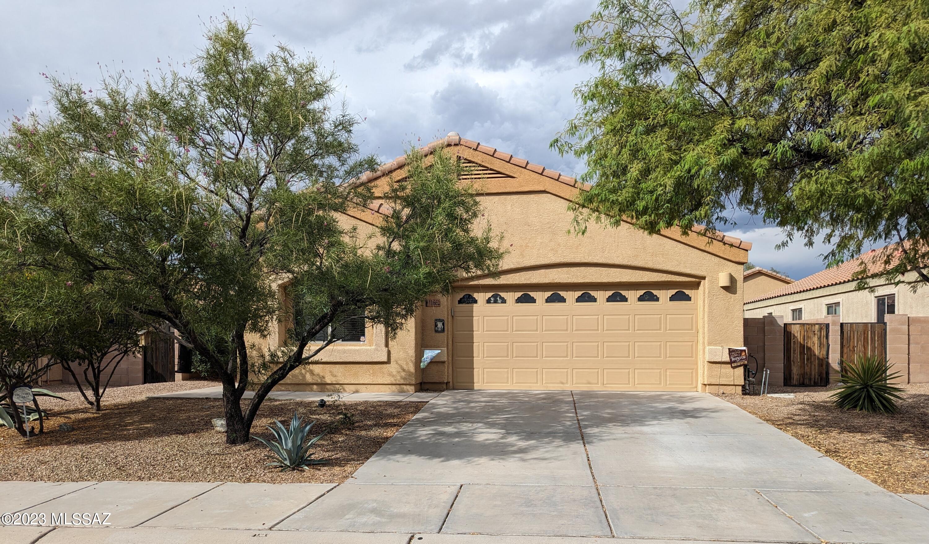 11662 W Stone Hearth Street