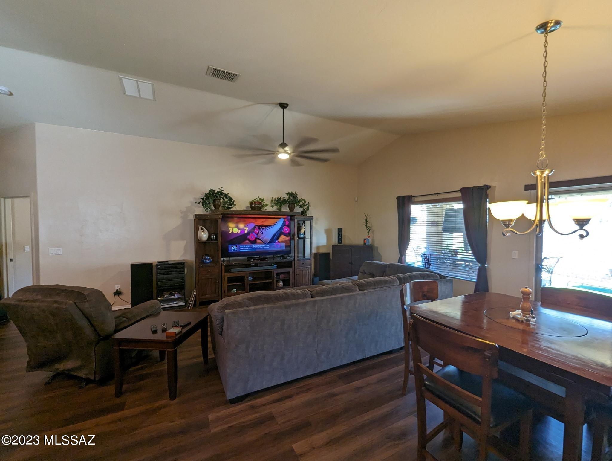 11662 W Stone Hearth Street