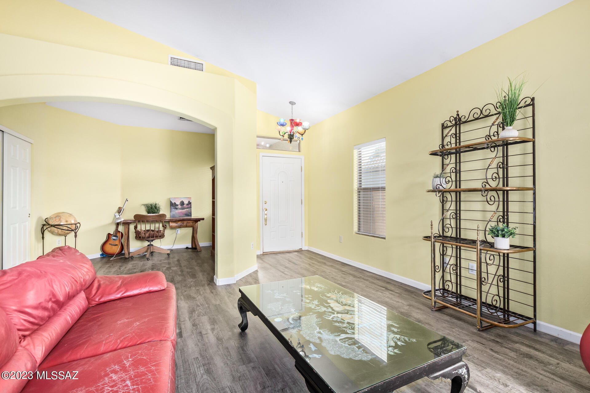 5681 W Cactus Garden Drive