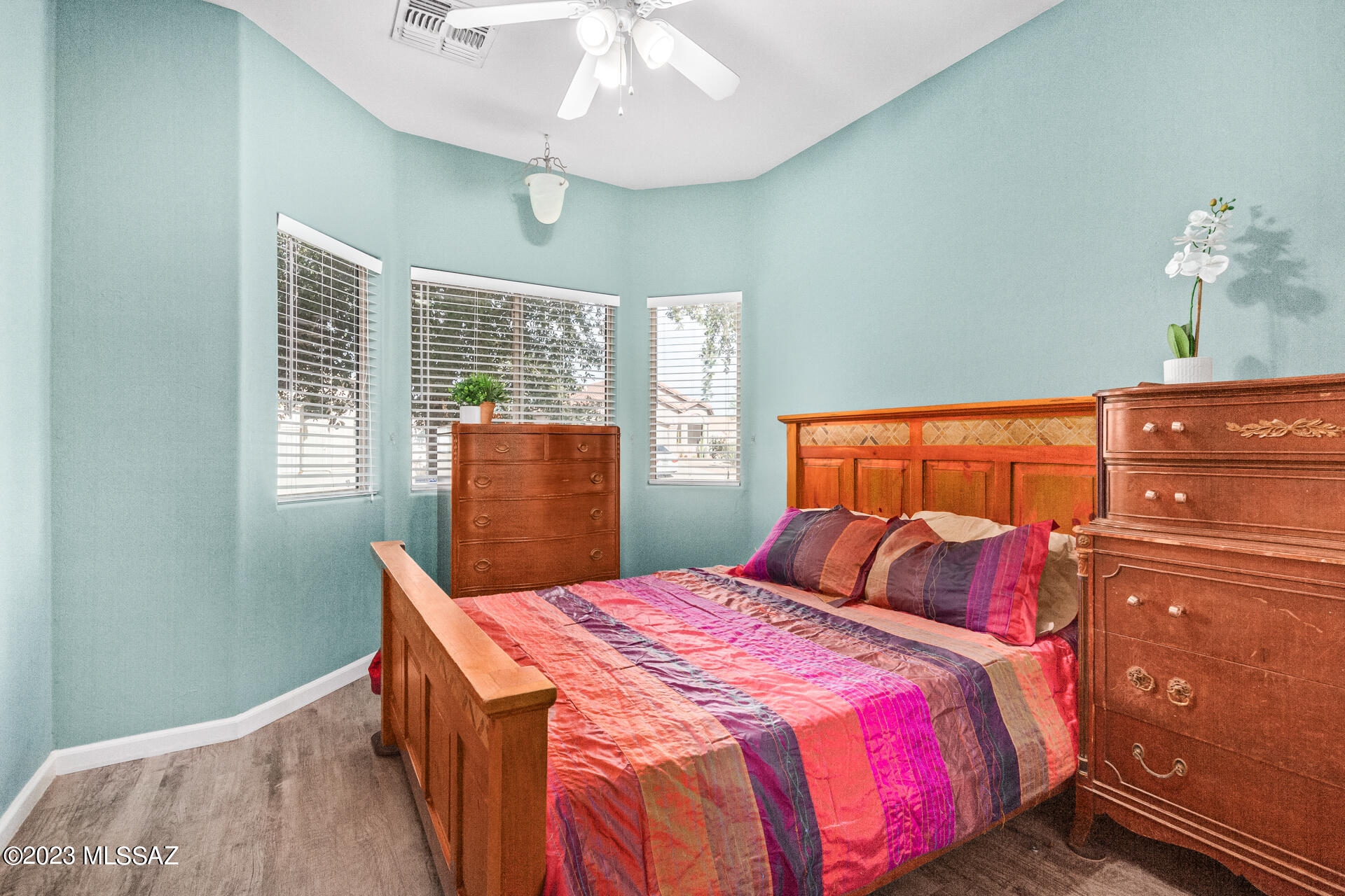 5681 W Cactus Garden Drive