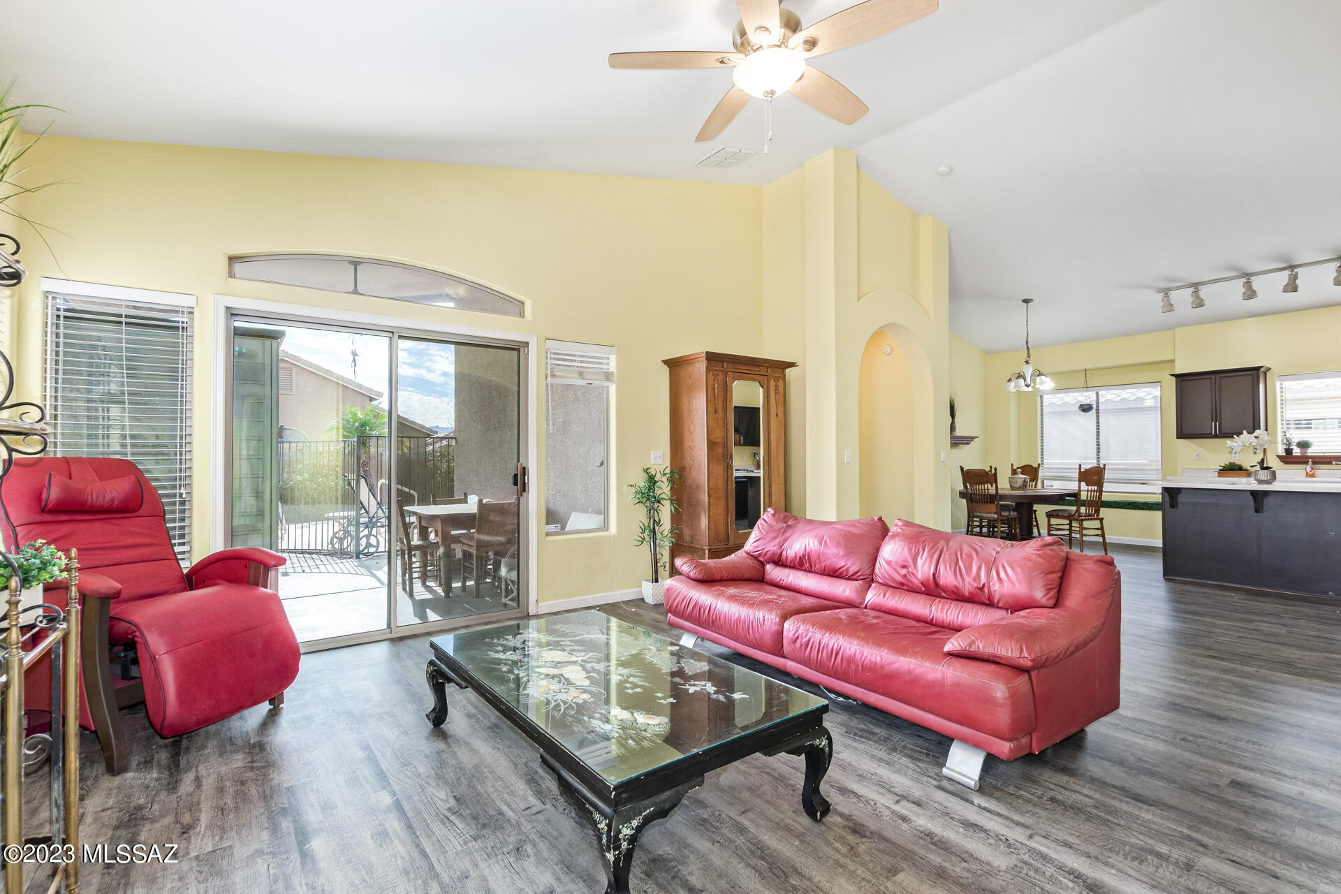 5681 W Cactus Garden Drive