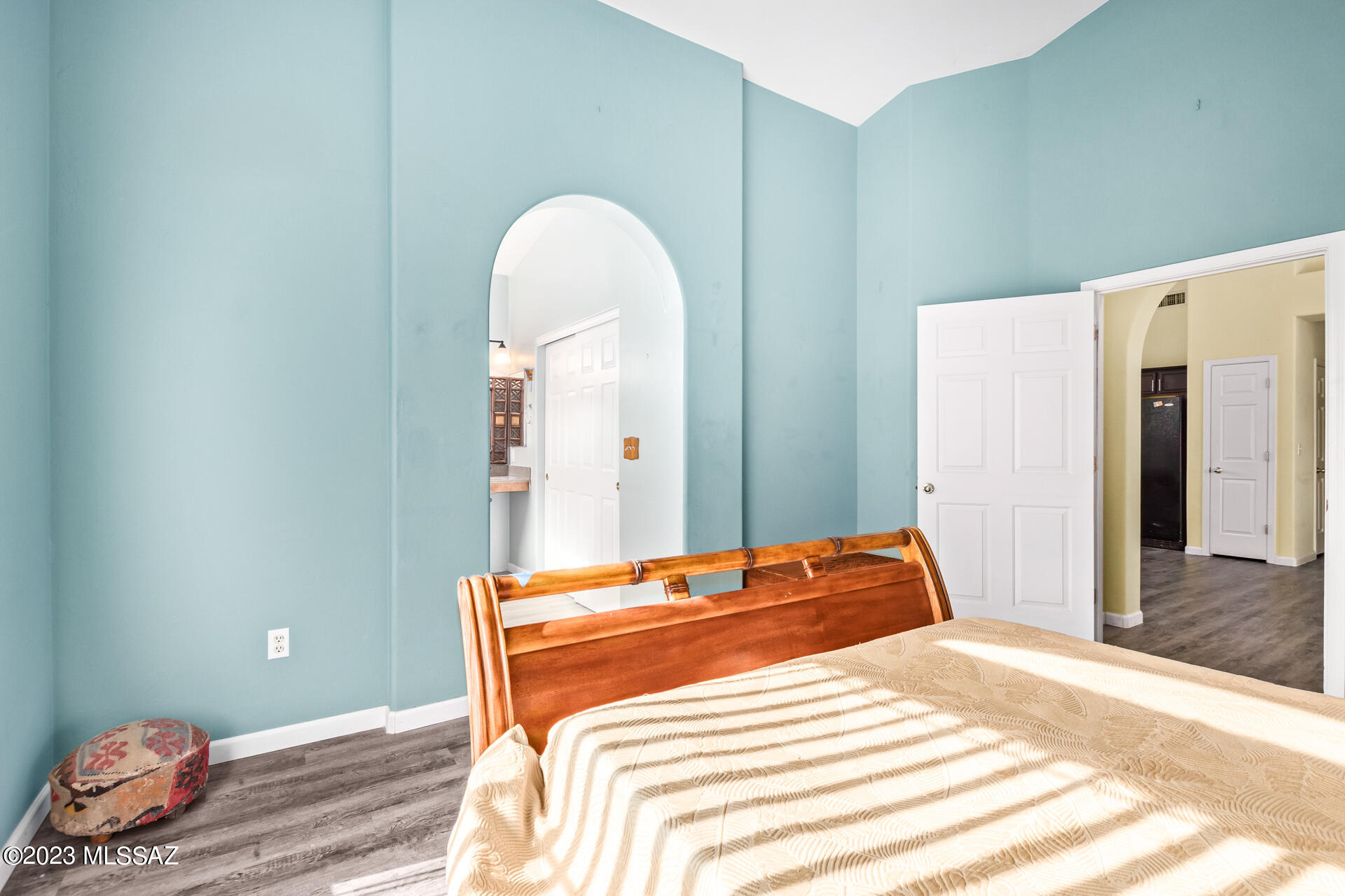 5681 W Cactus Garden Drive