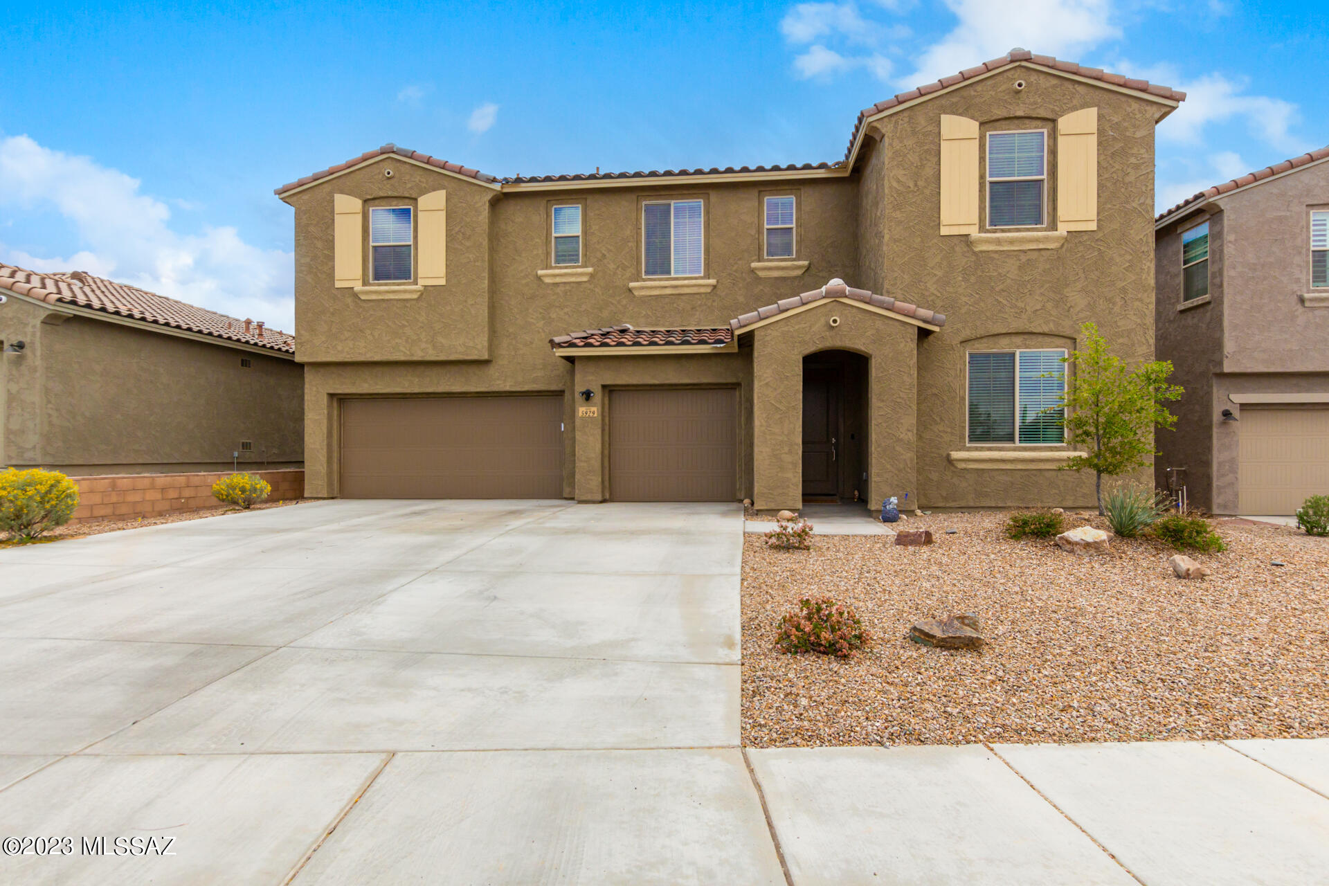 5929 W Indian Shadow Drive