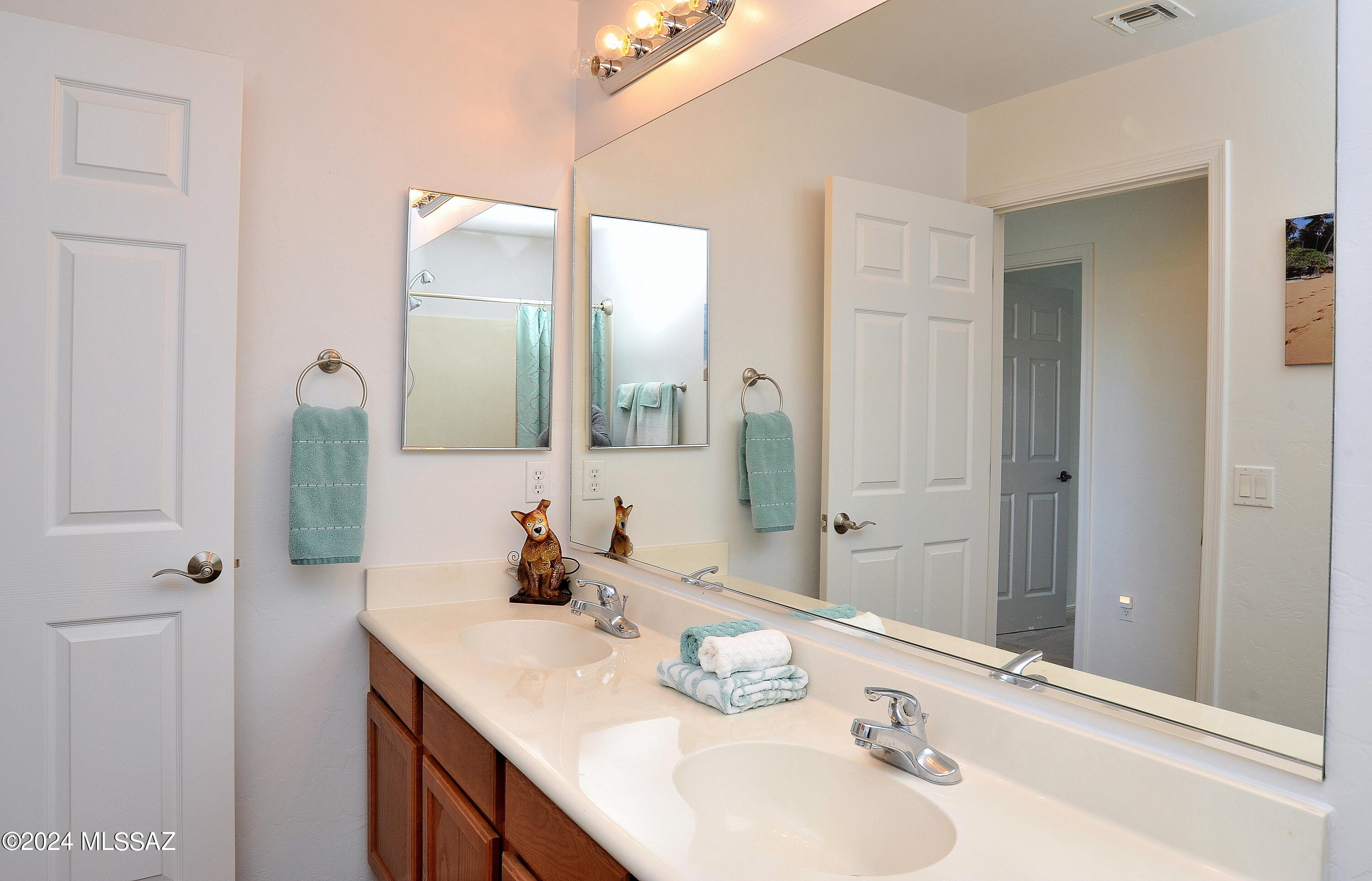 3380 W Wing Tip Drive