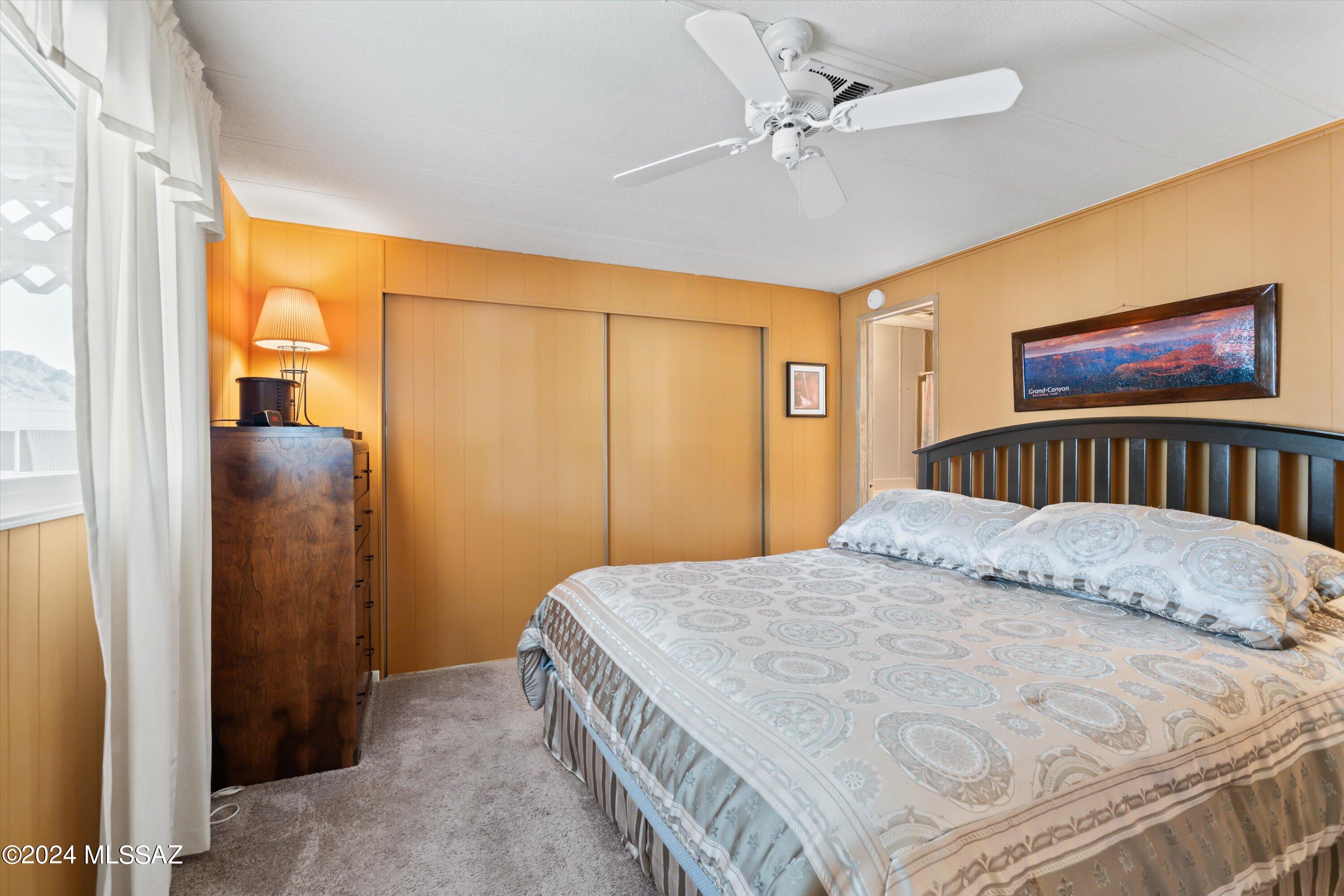 111 W Vesuvius Street