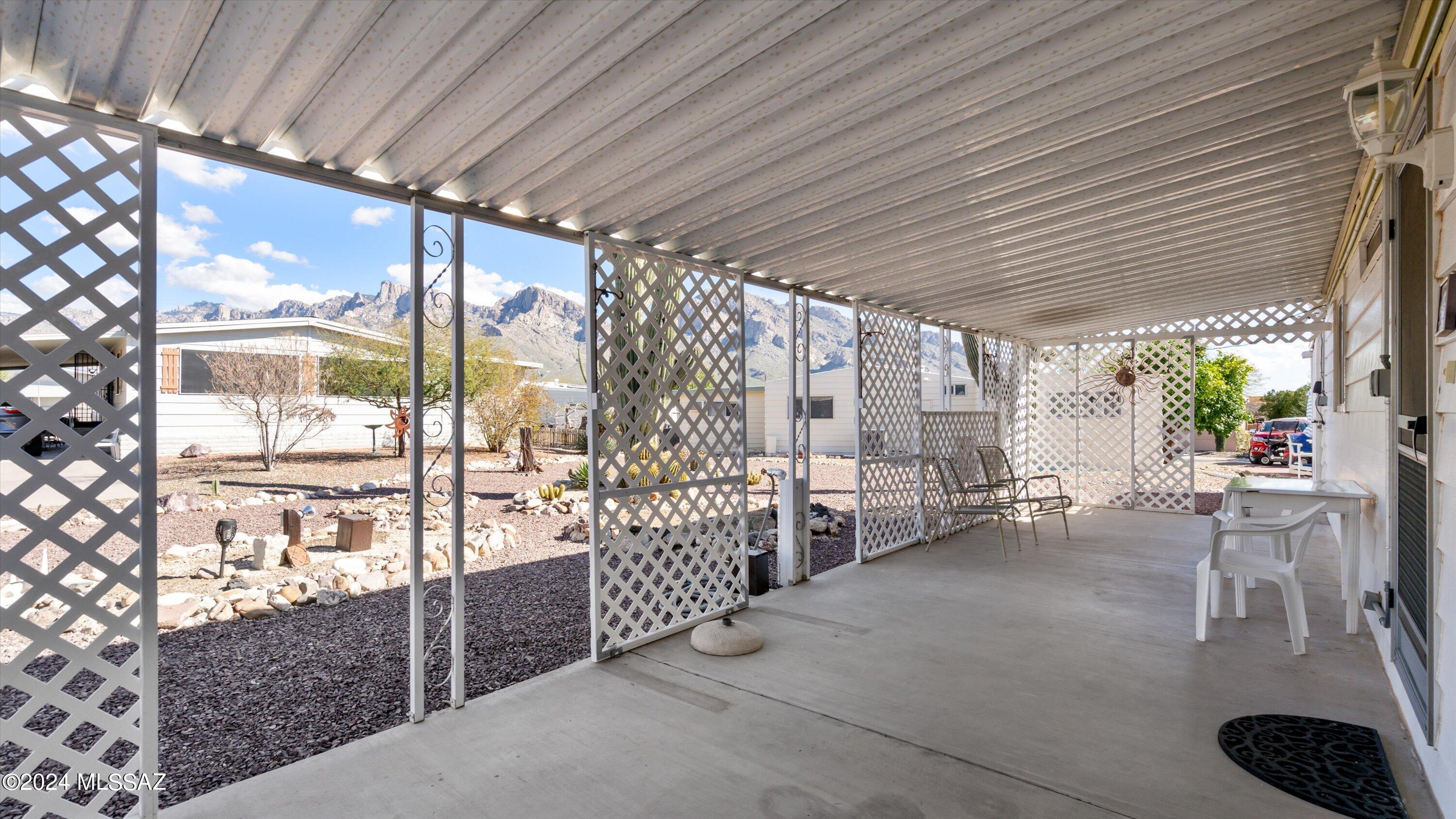 111 W Vesuvius Street