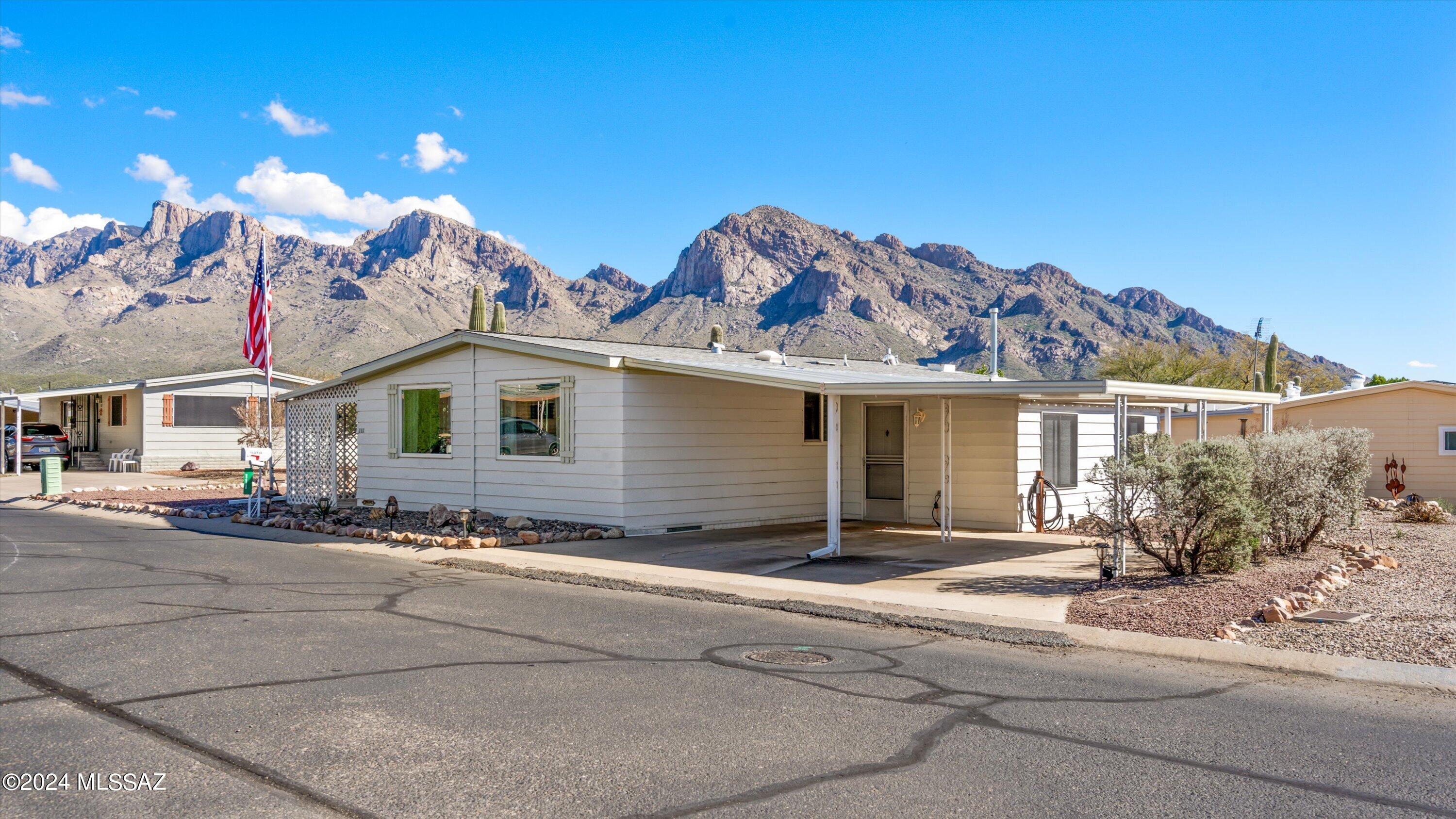 111 W Vesuvius Street