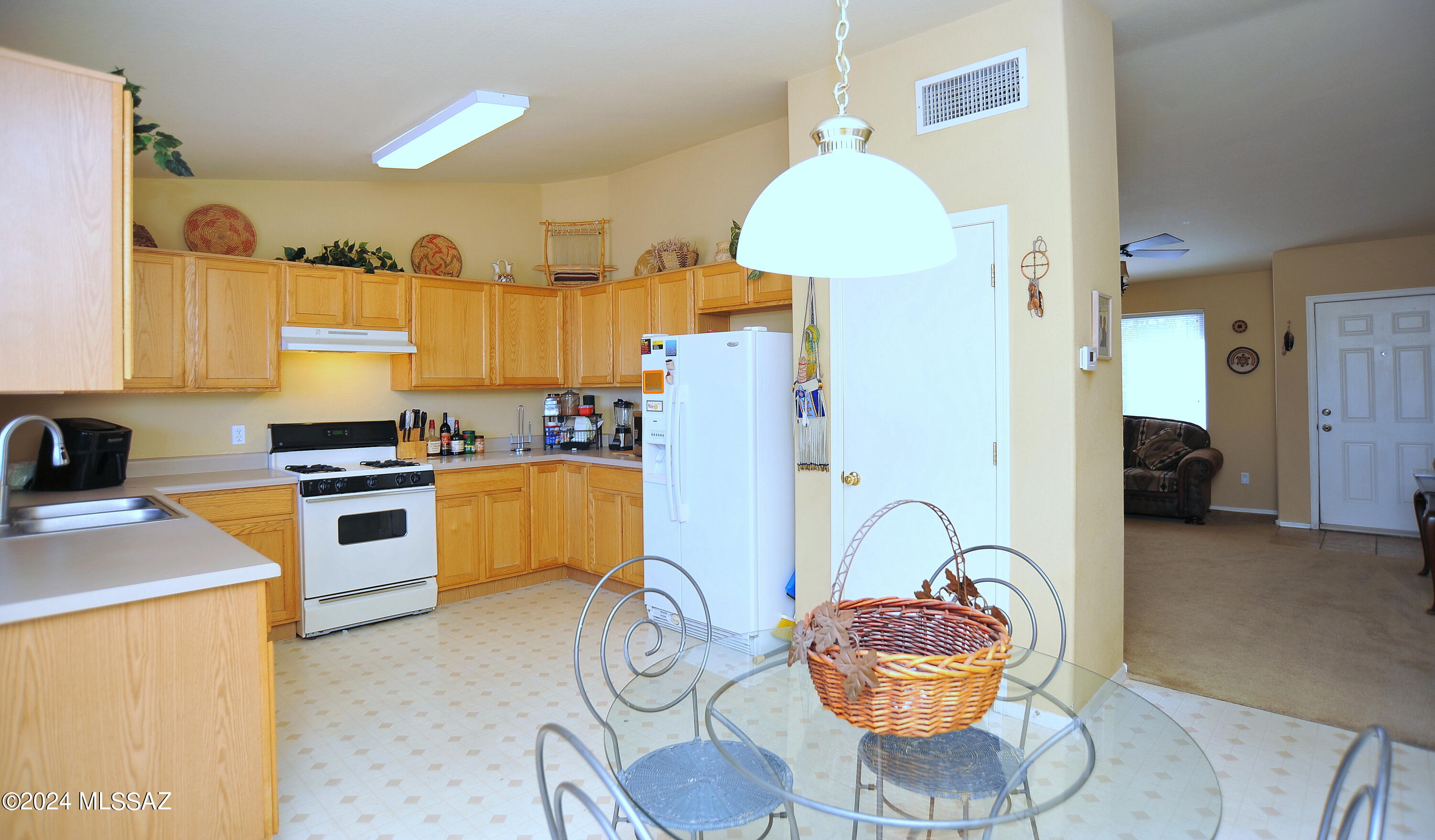 8662 N Silver Moon Way