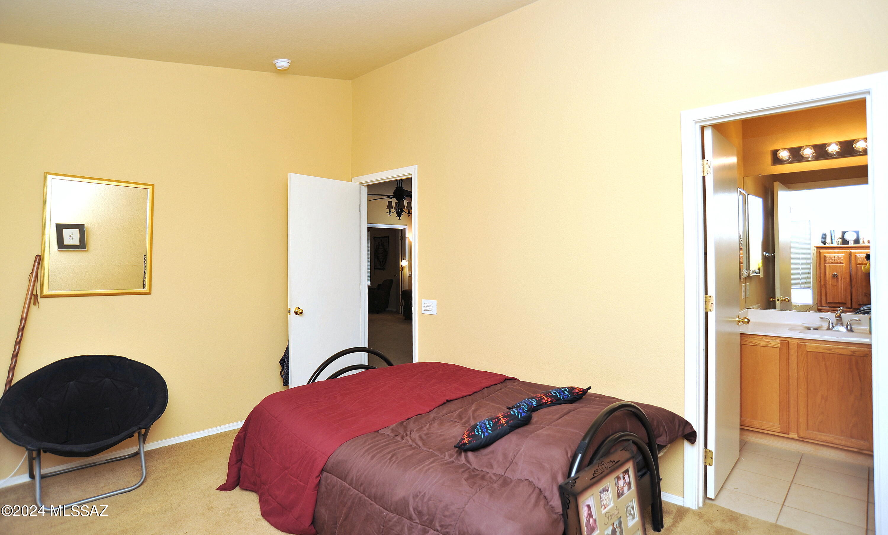 8662 N Silver Moon Way