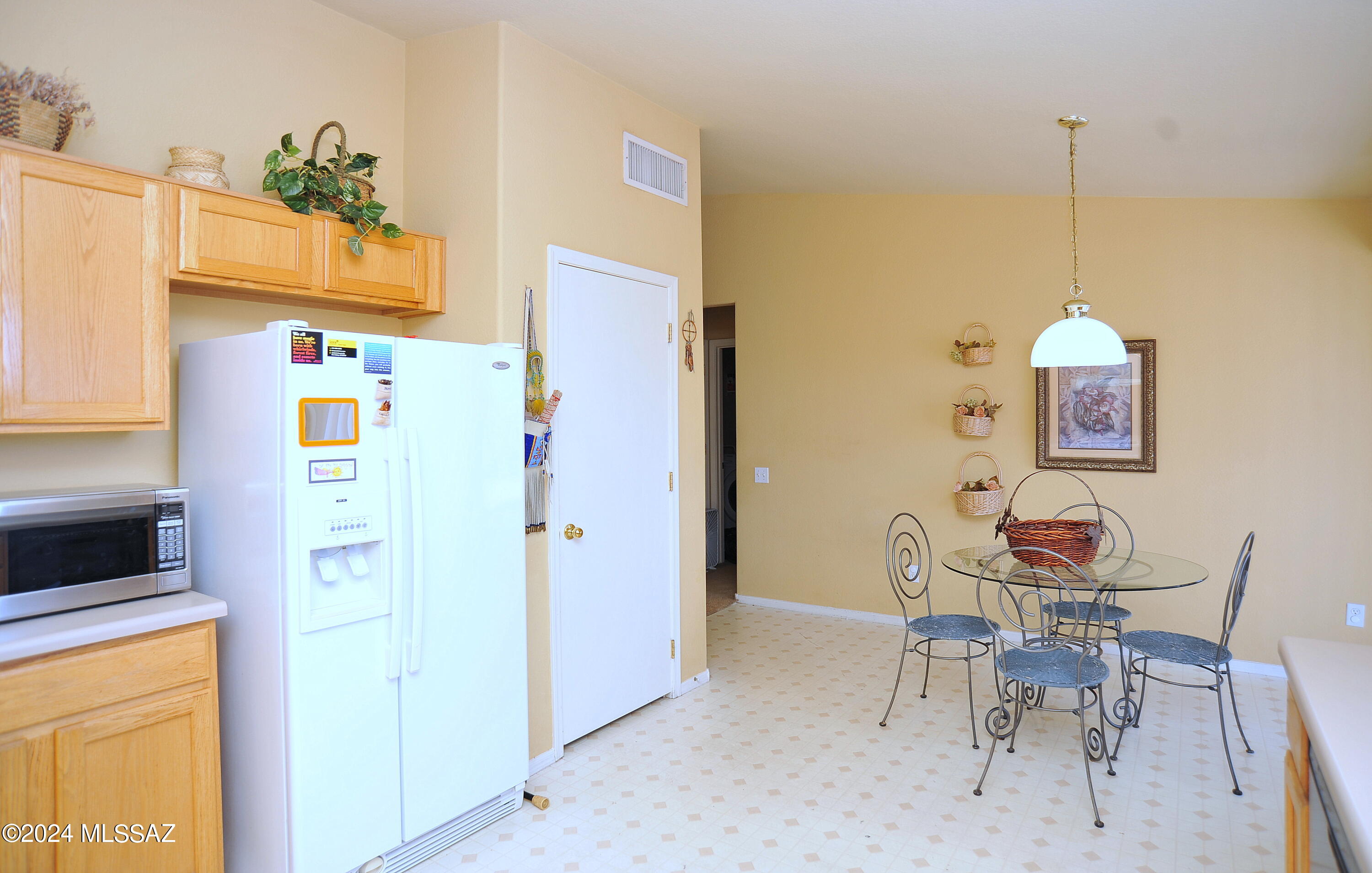 8662 N Silver Moon Way