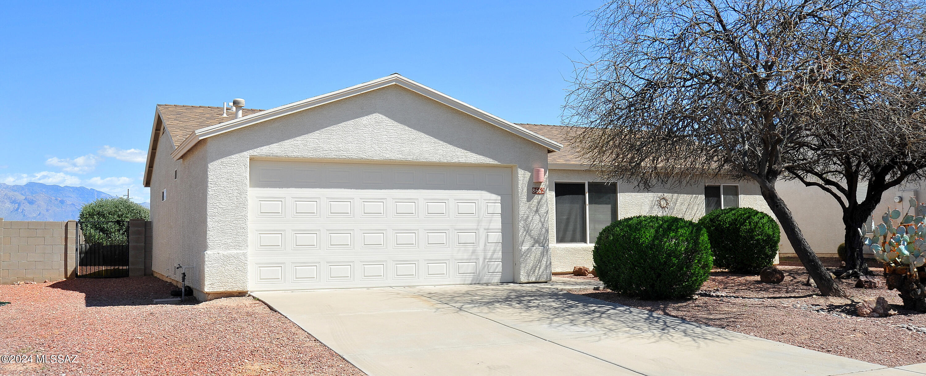 8662 N Silver Moon Way