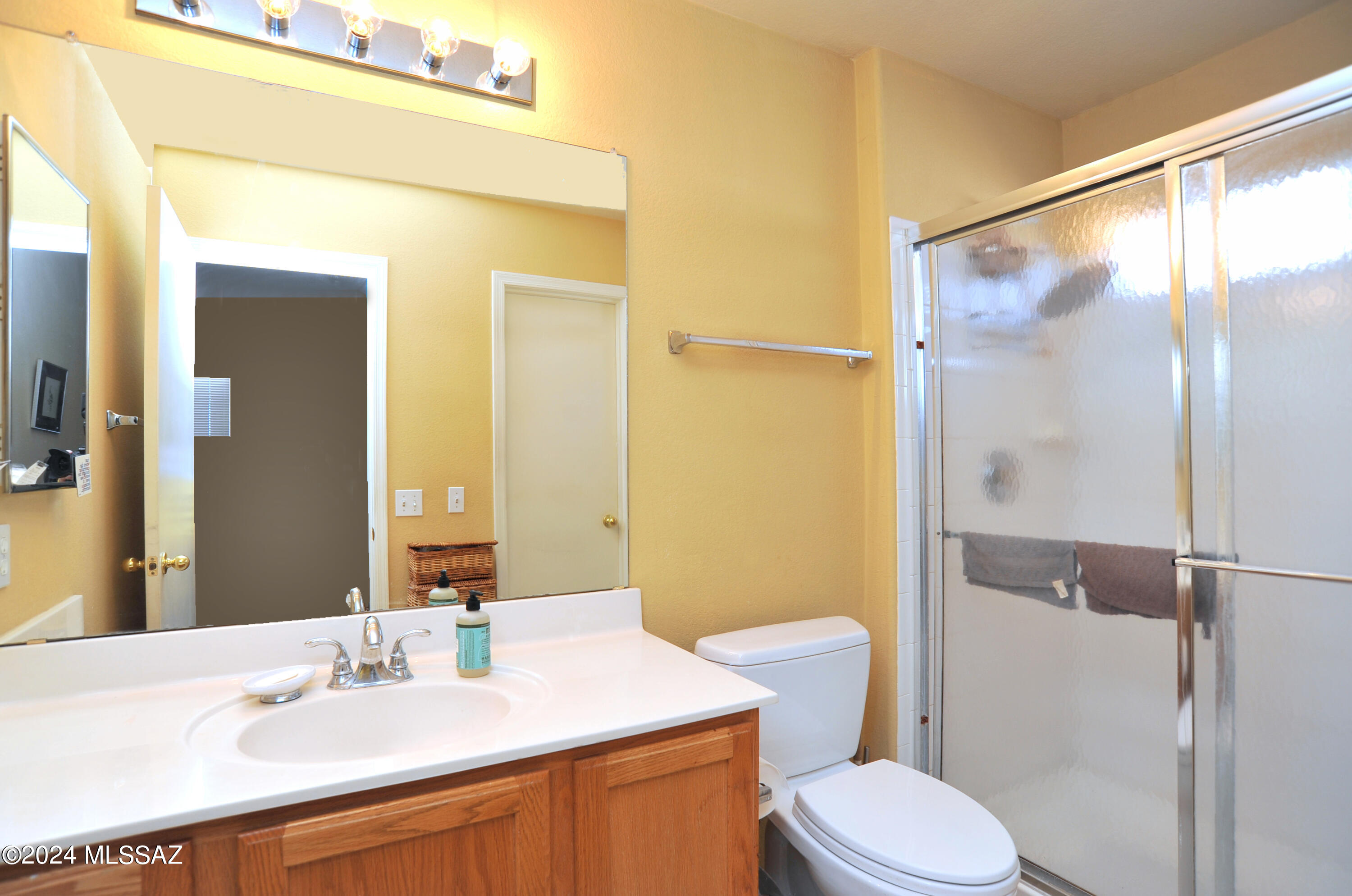 8662 N Silver Moon Way