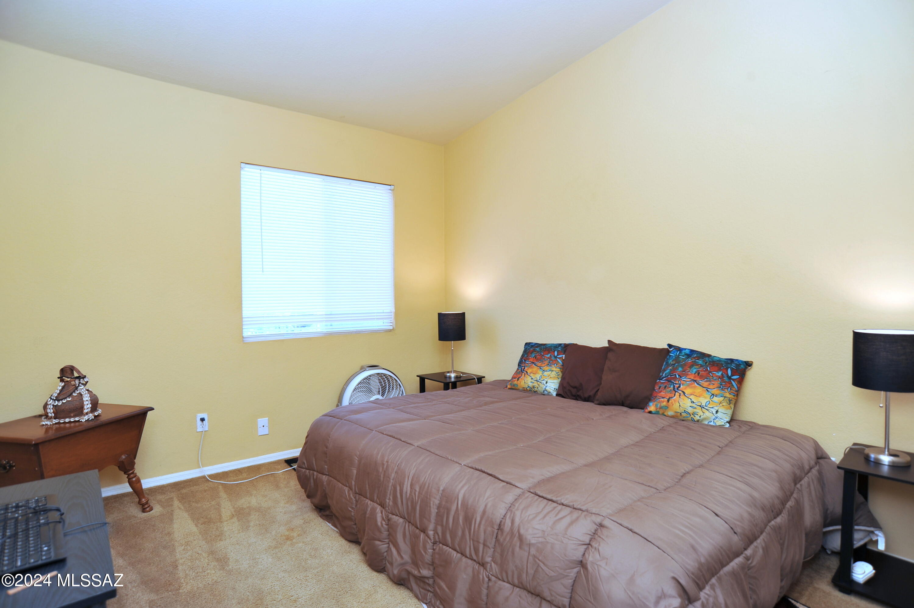 8662 N Silver Moon Way